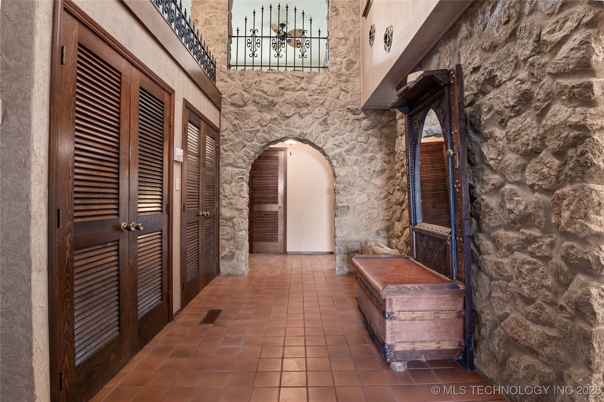 7657 Brock Property Photo 10
