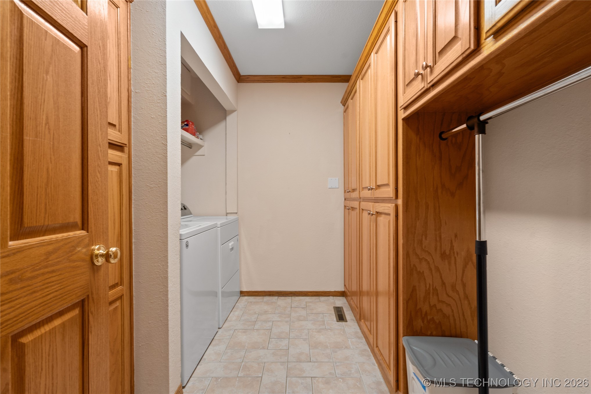 7657 Brock Property Photo 23