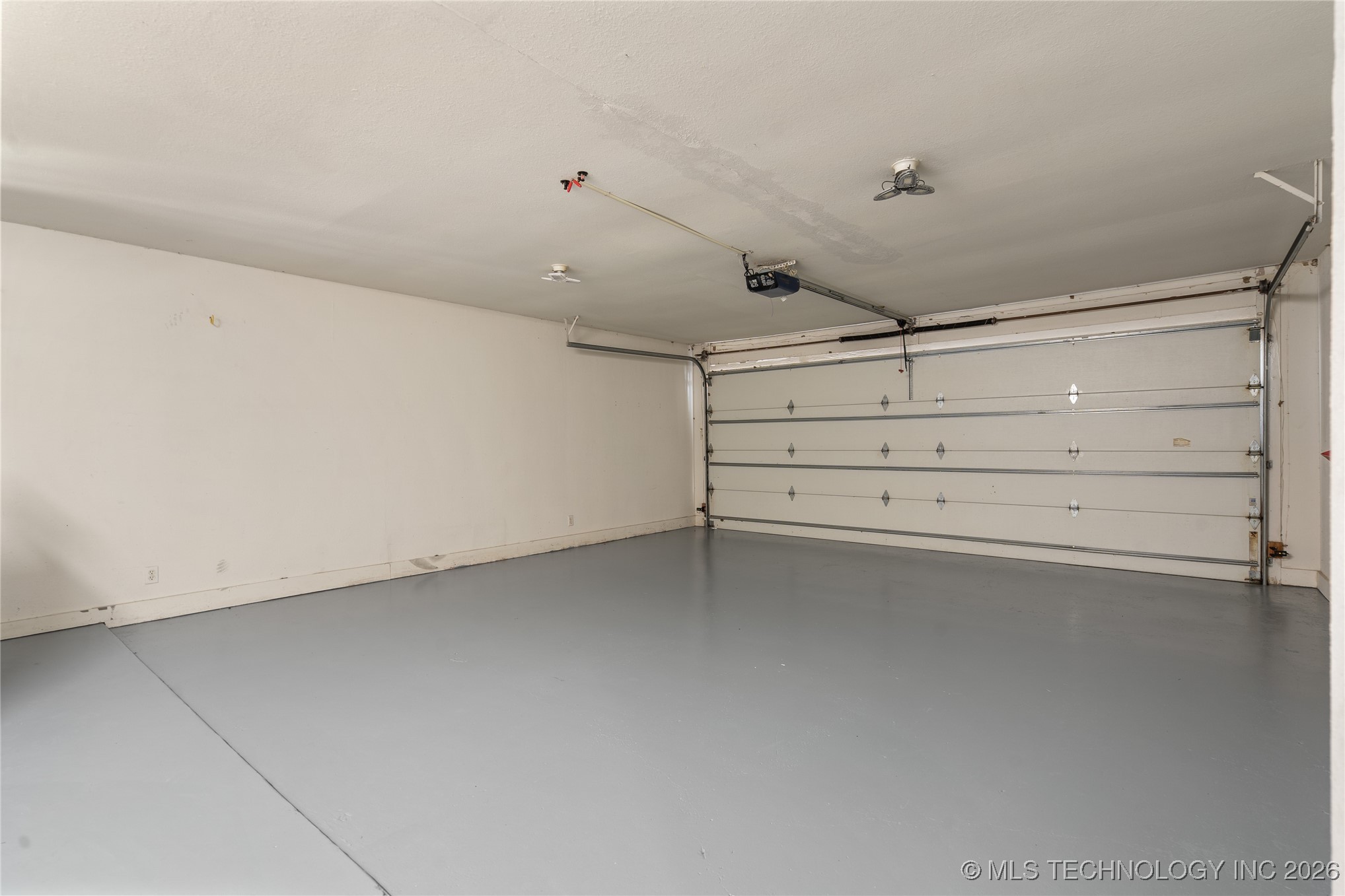 7657 Brock Property Photo 24