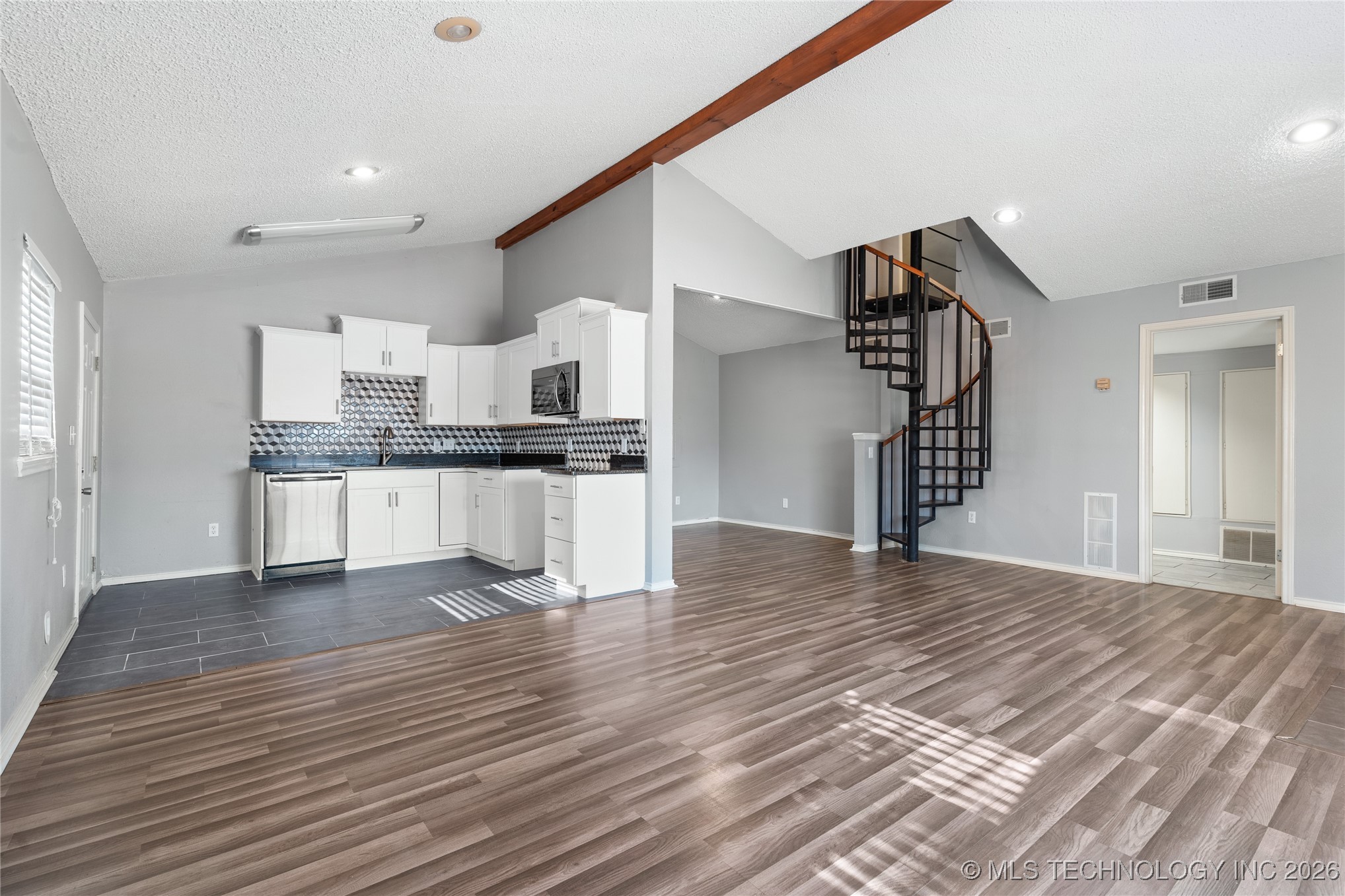 7657 Brock Property Photo 46