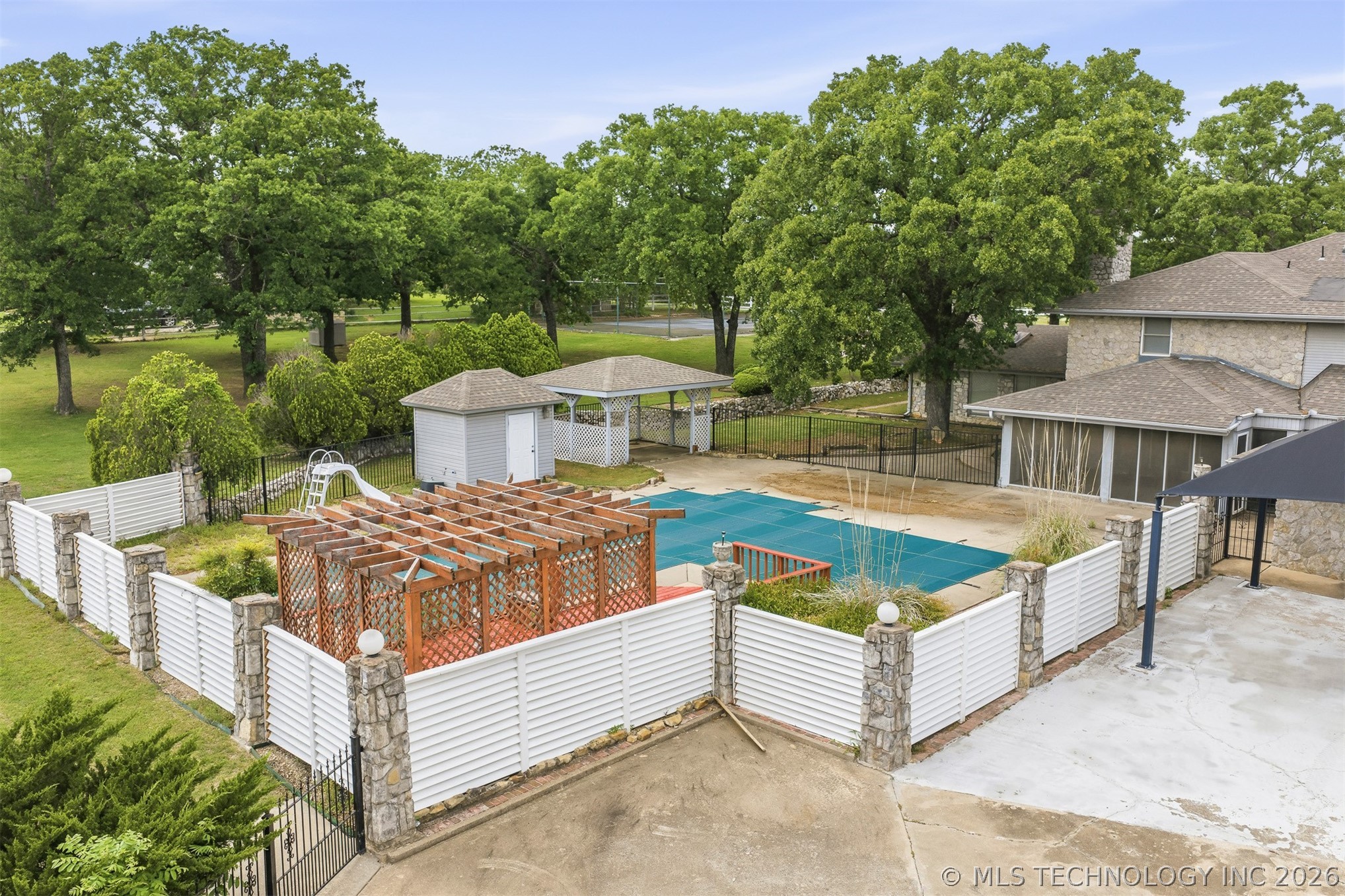 7657 Brock Property Photo 57