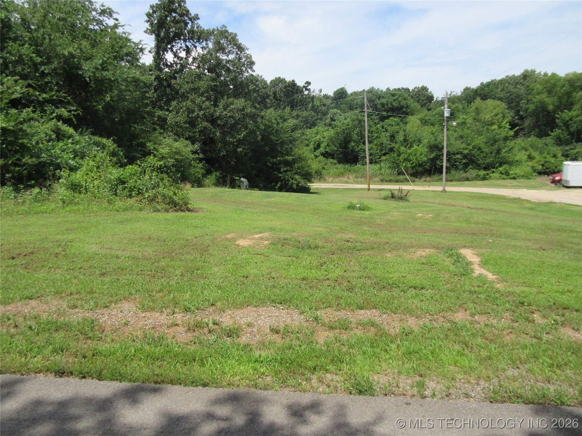 4192 Road Property Photo 3