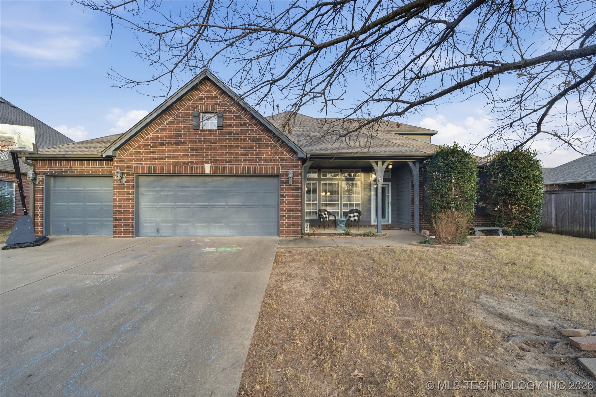 505 N Vine Street Property Photo 1