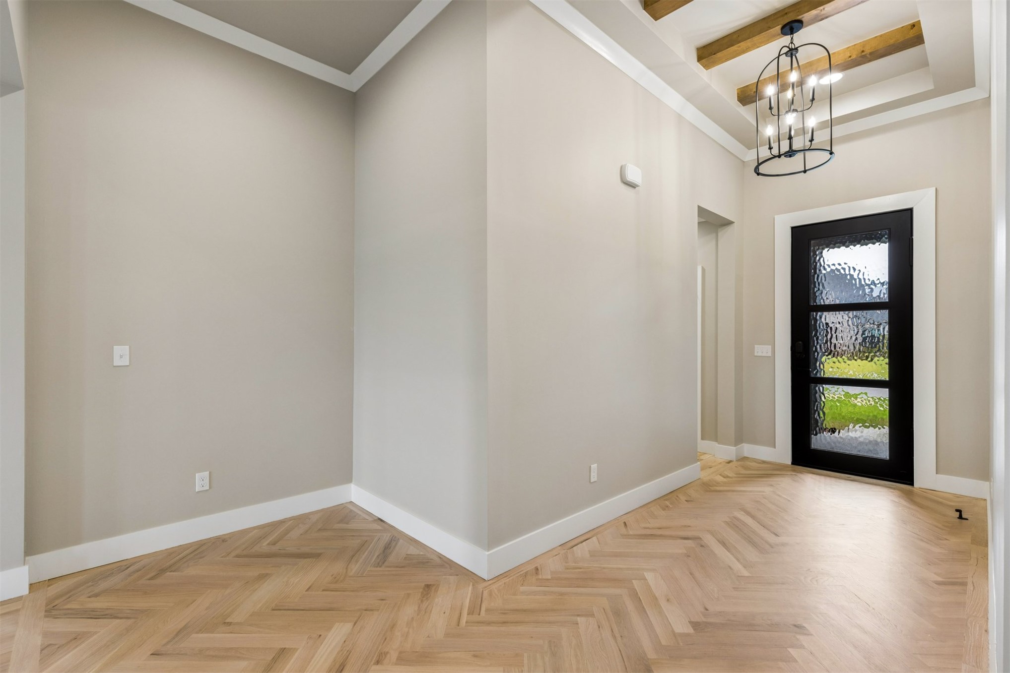 2707 W Van Buren Court Property Photo 3