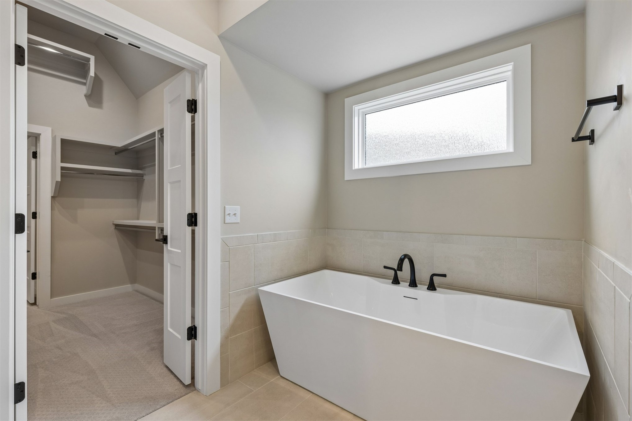 2707 W Van Buren Court Property Photo 28