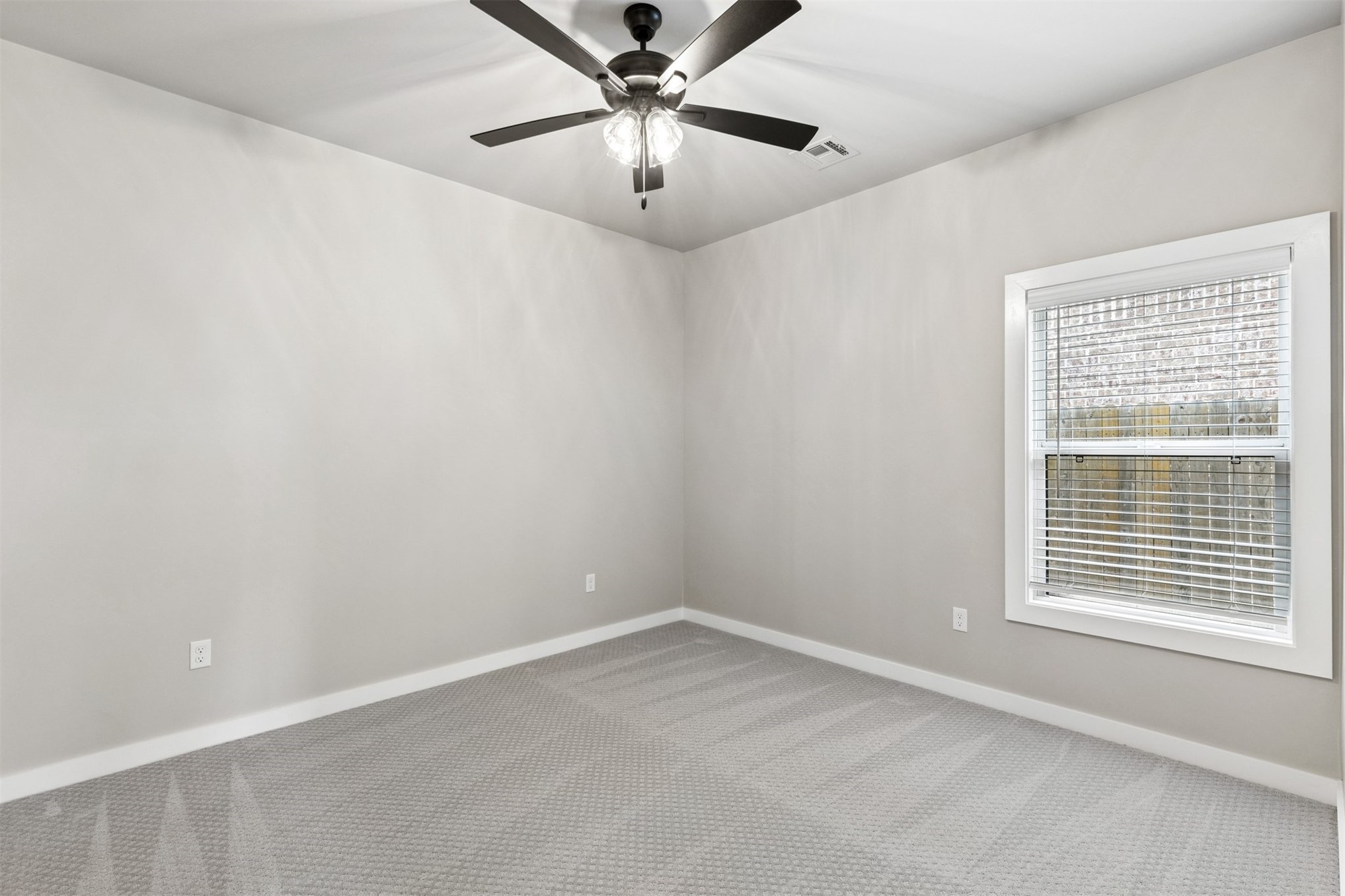 2707 W Van Buren Court Property Photo 35