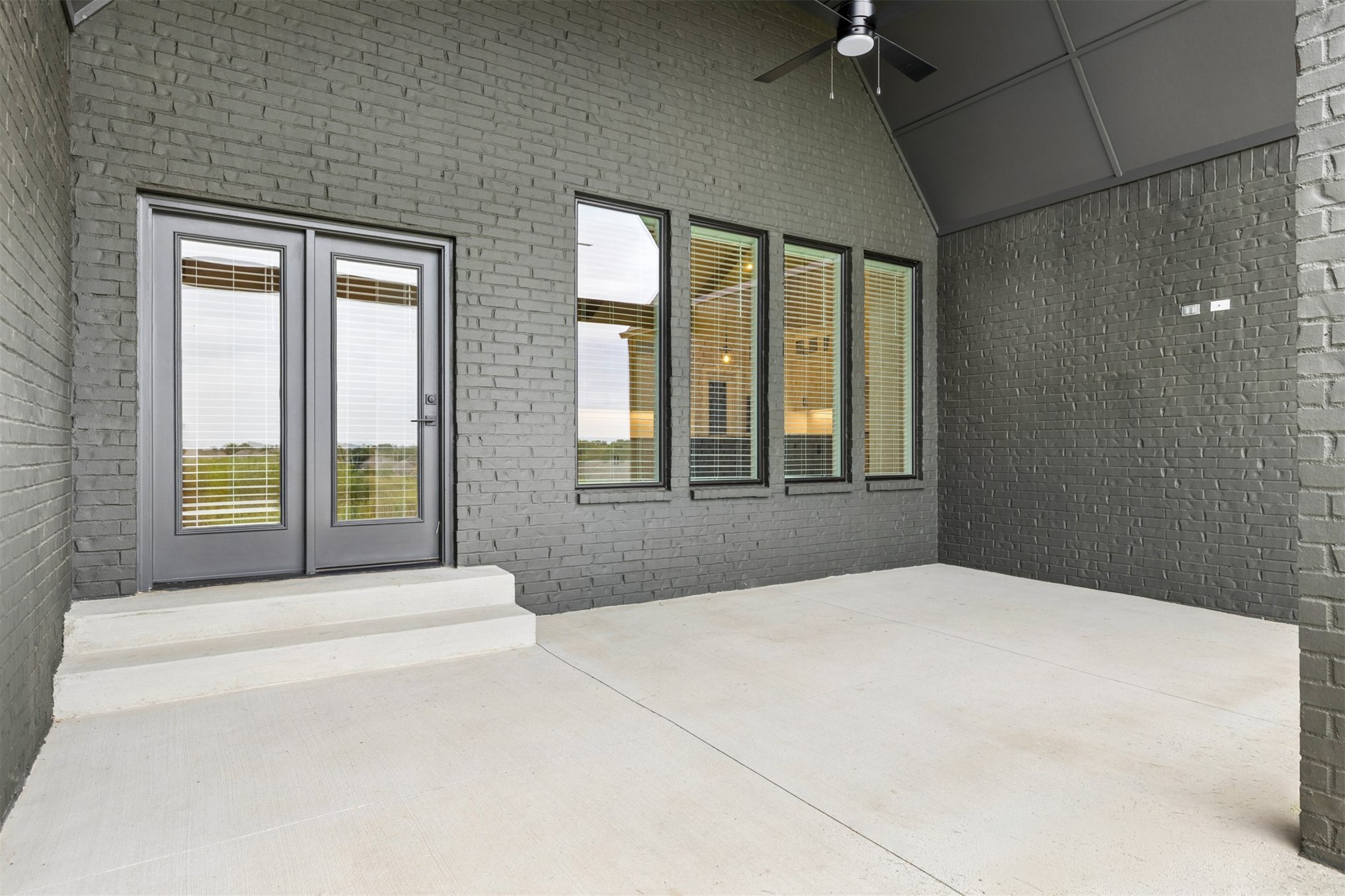 2707 W Van Buren Court Property Photo 41