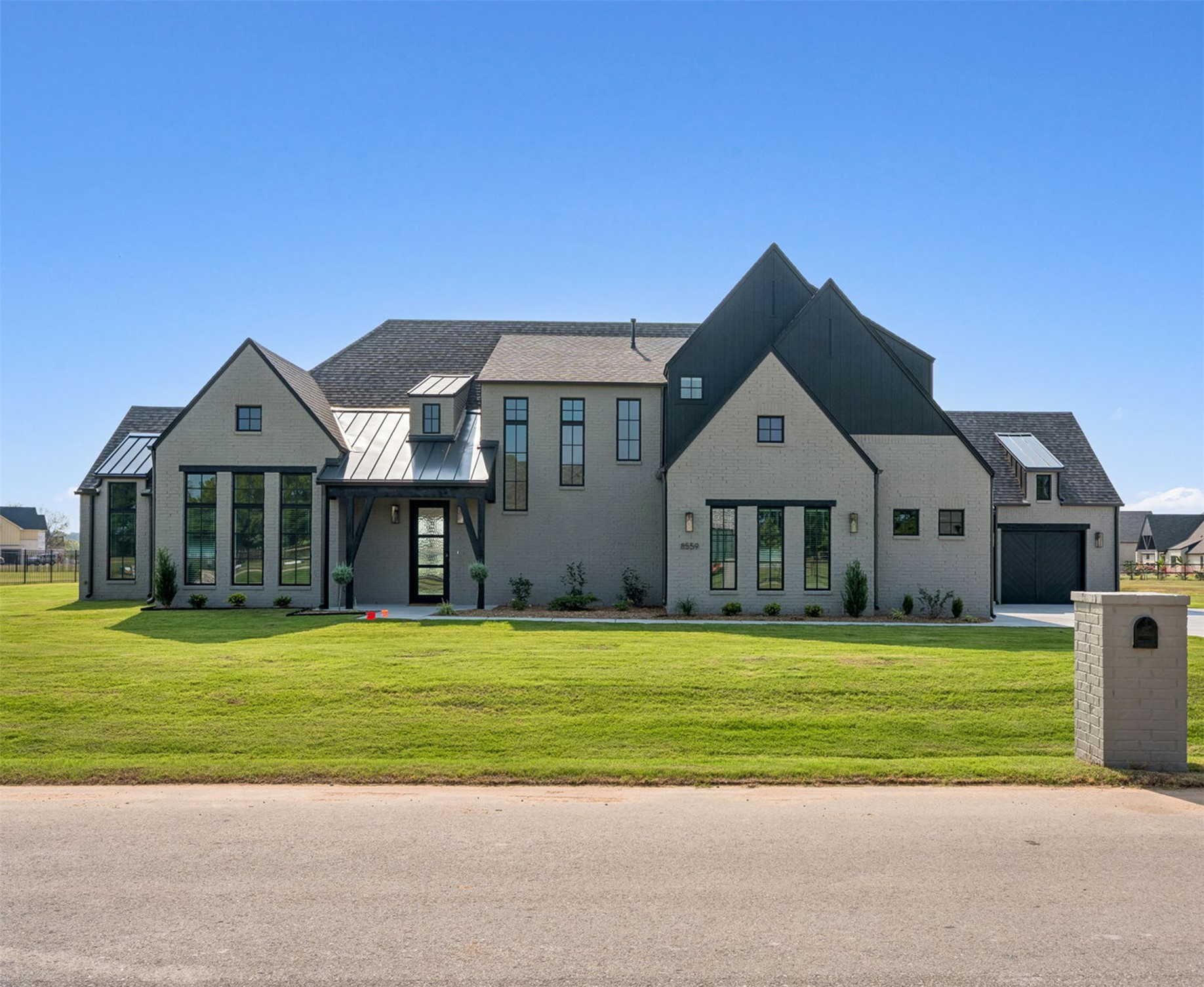 8559 S Timber Wolf Drive Property Photo 1