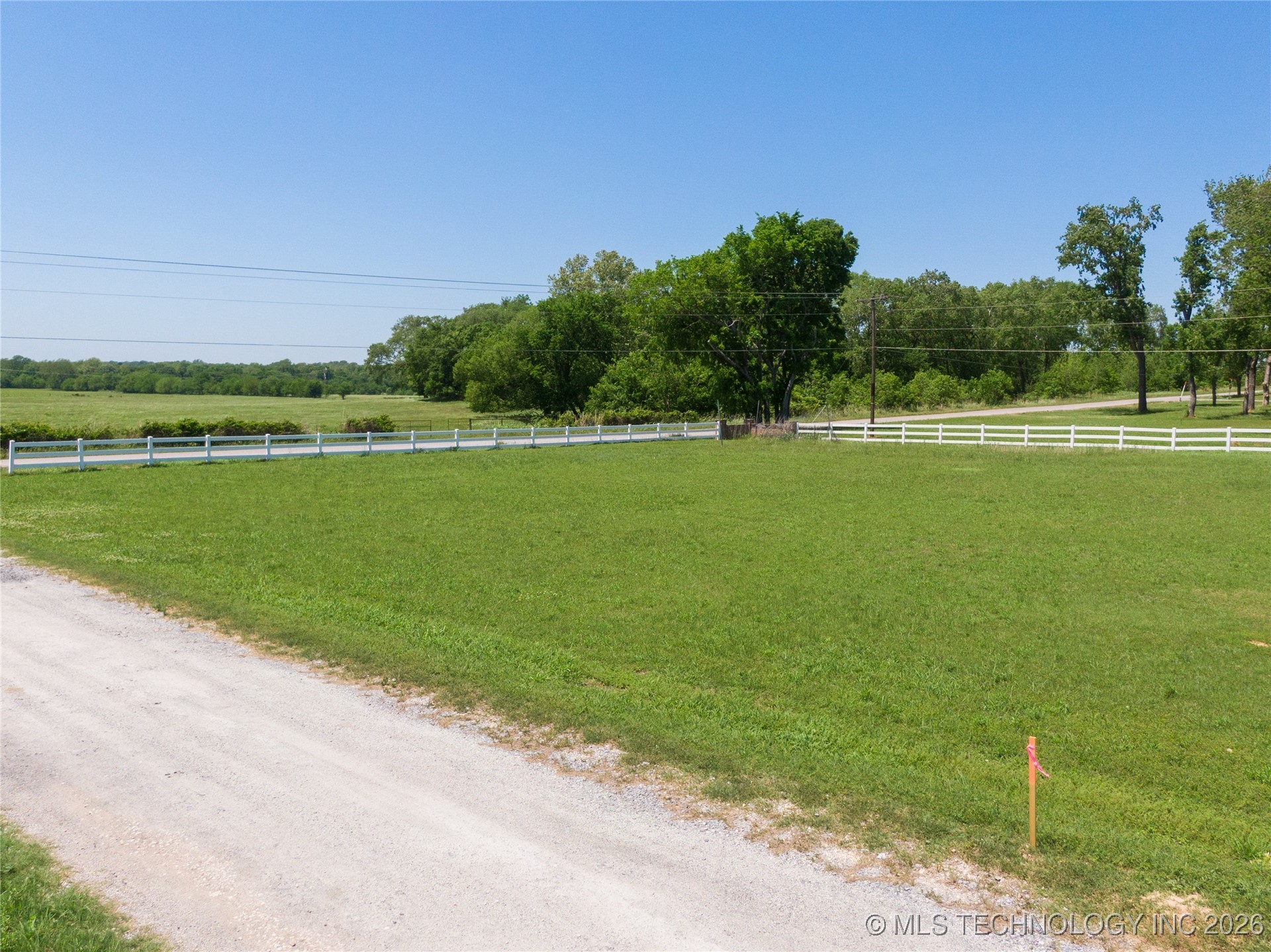 13016 County Road 1557 Property Photo 12