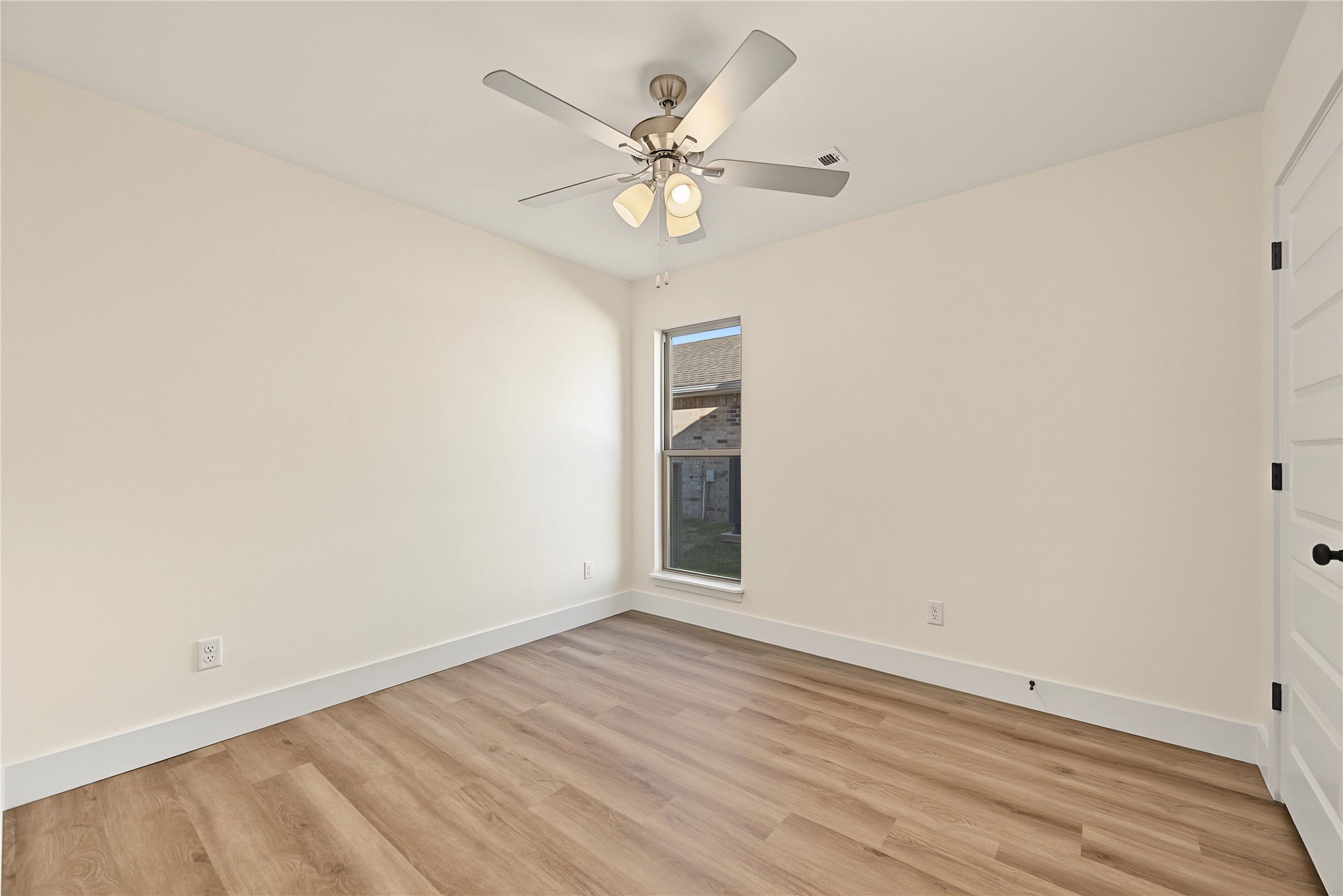 2084 E 130th Lane S Property Photo 15