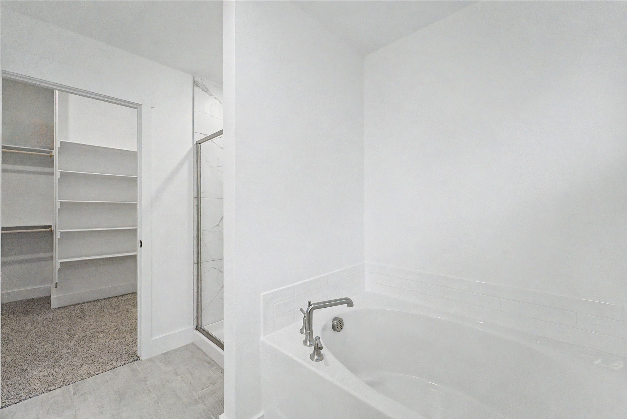 10807 S 274th East Avenue Property Photo 8