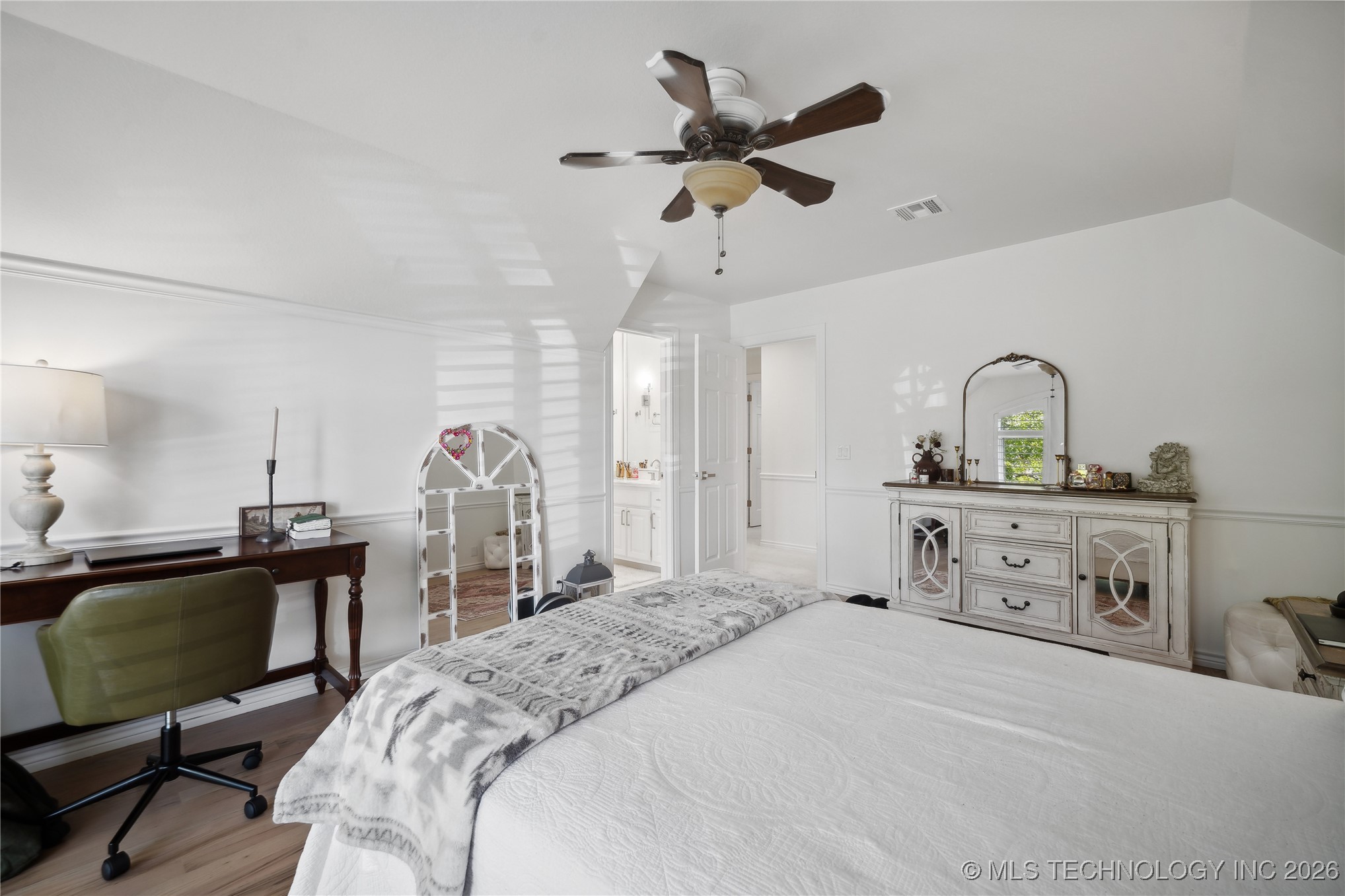 7951 S Hudson Place Property Photo 27
