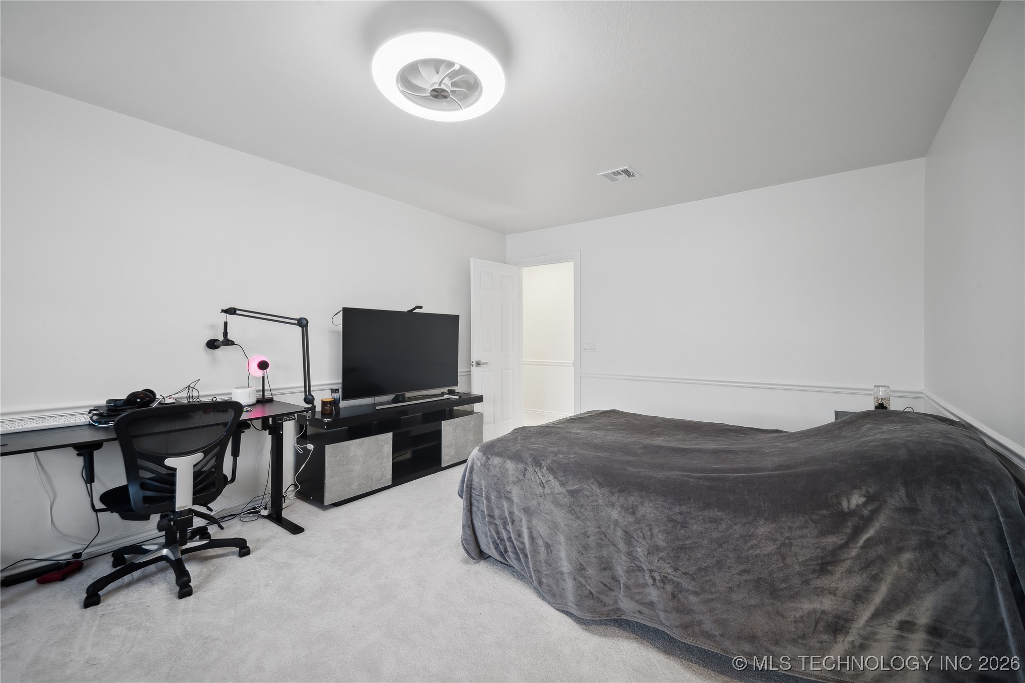 7951 S Hudson Place Property Photo 30