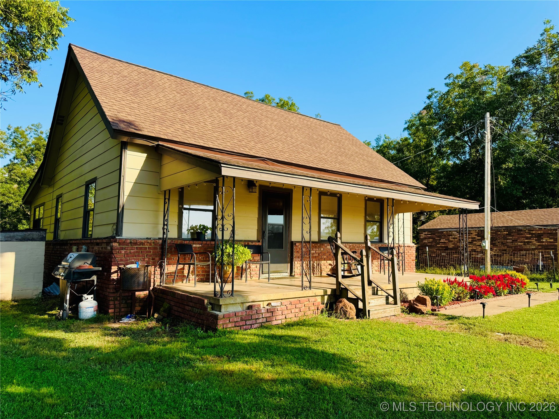 17405 S Garnett Road Property Photo 5