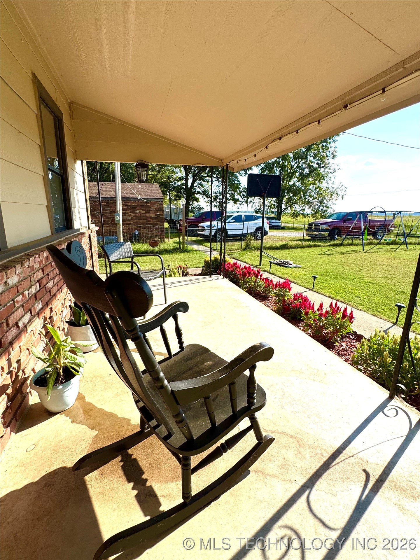 17405 S Garnett Road Property Photo 9