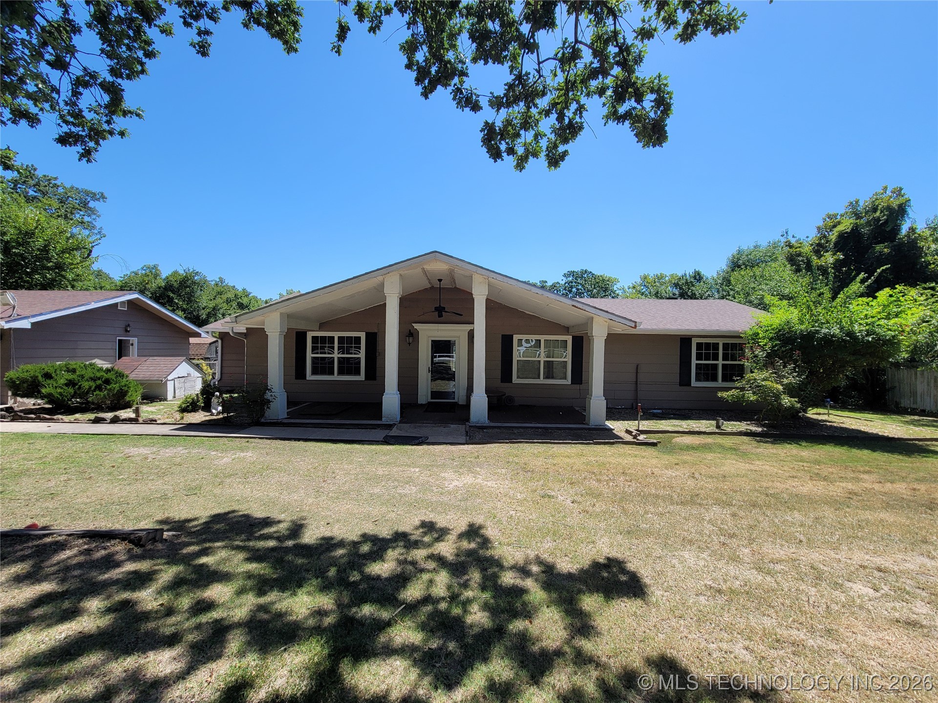 395 Bower Road Property Photo 2