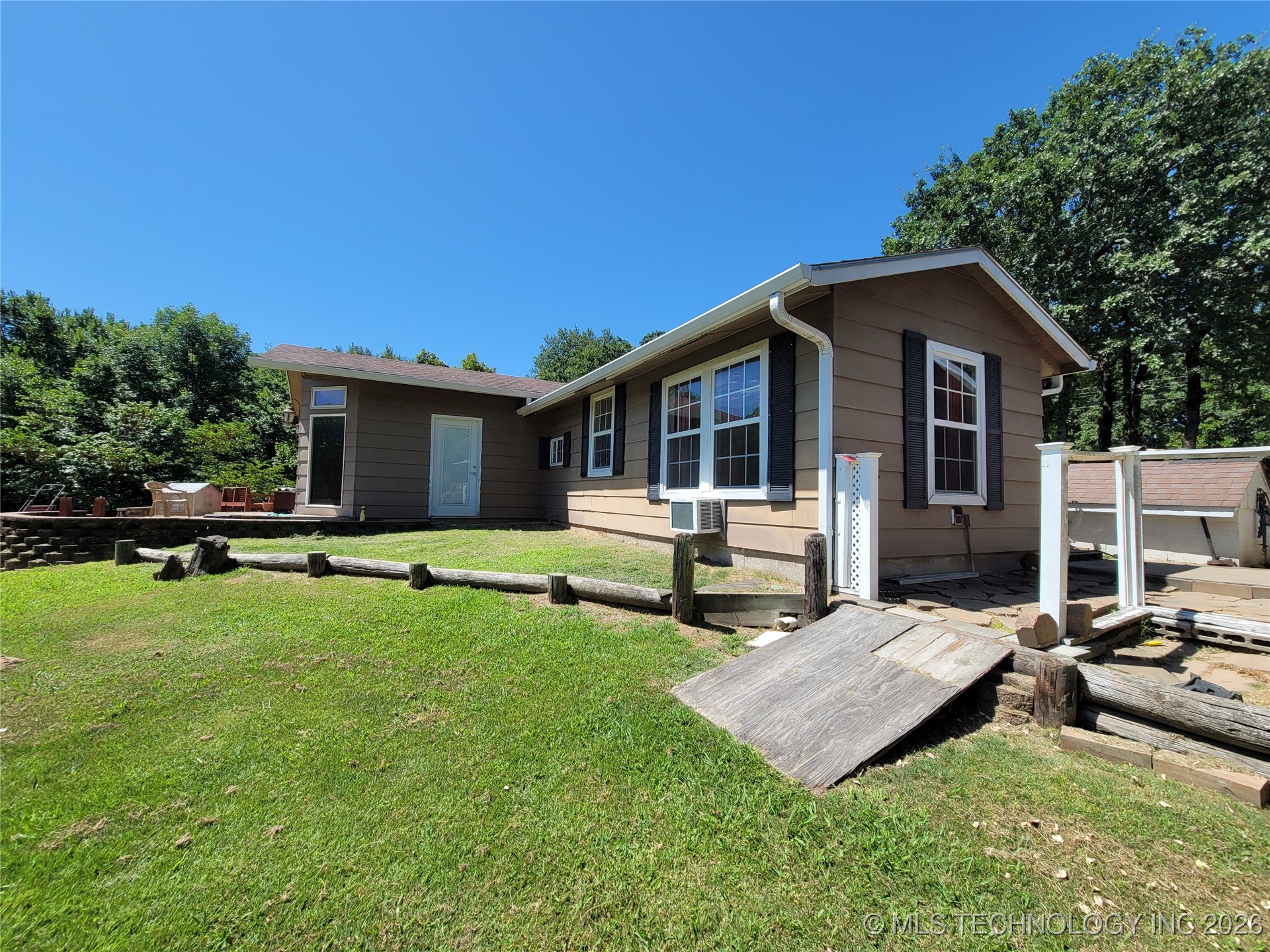 395 Bower Road Property Photo 8