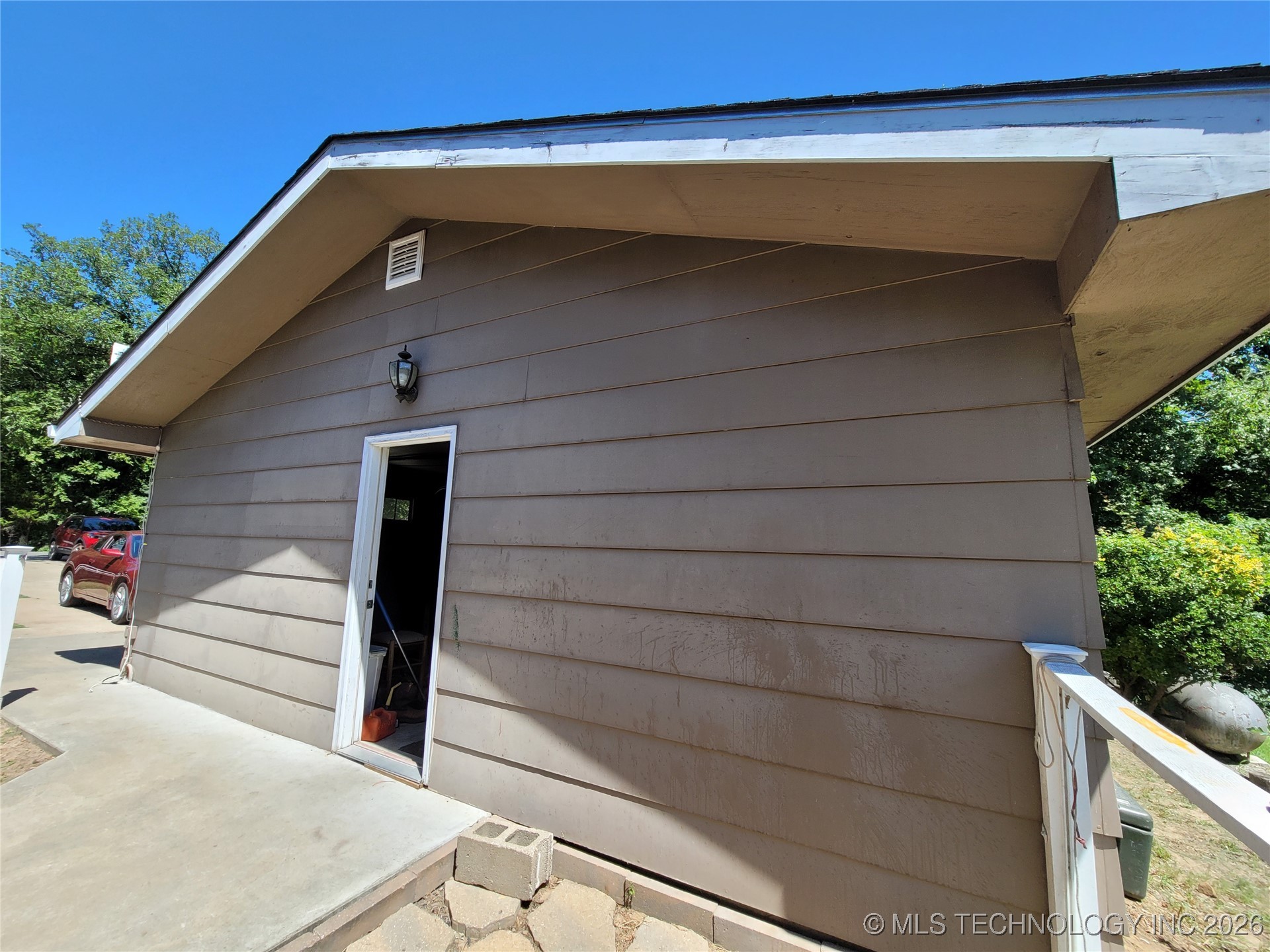 395 Bower Road Property Photo 9