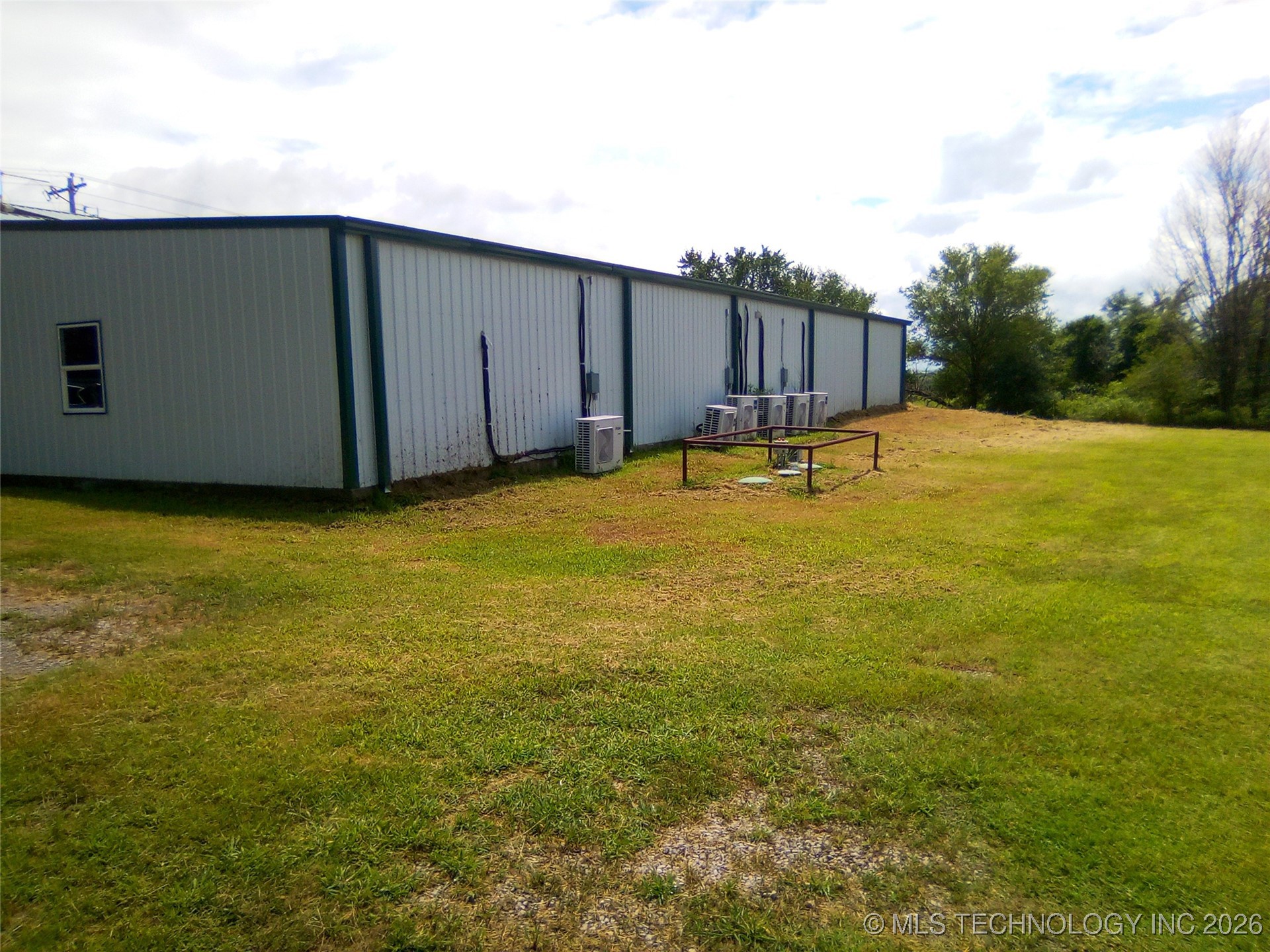401091 W 1200 Road Property Photo 10