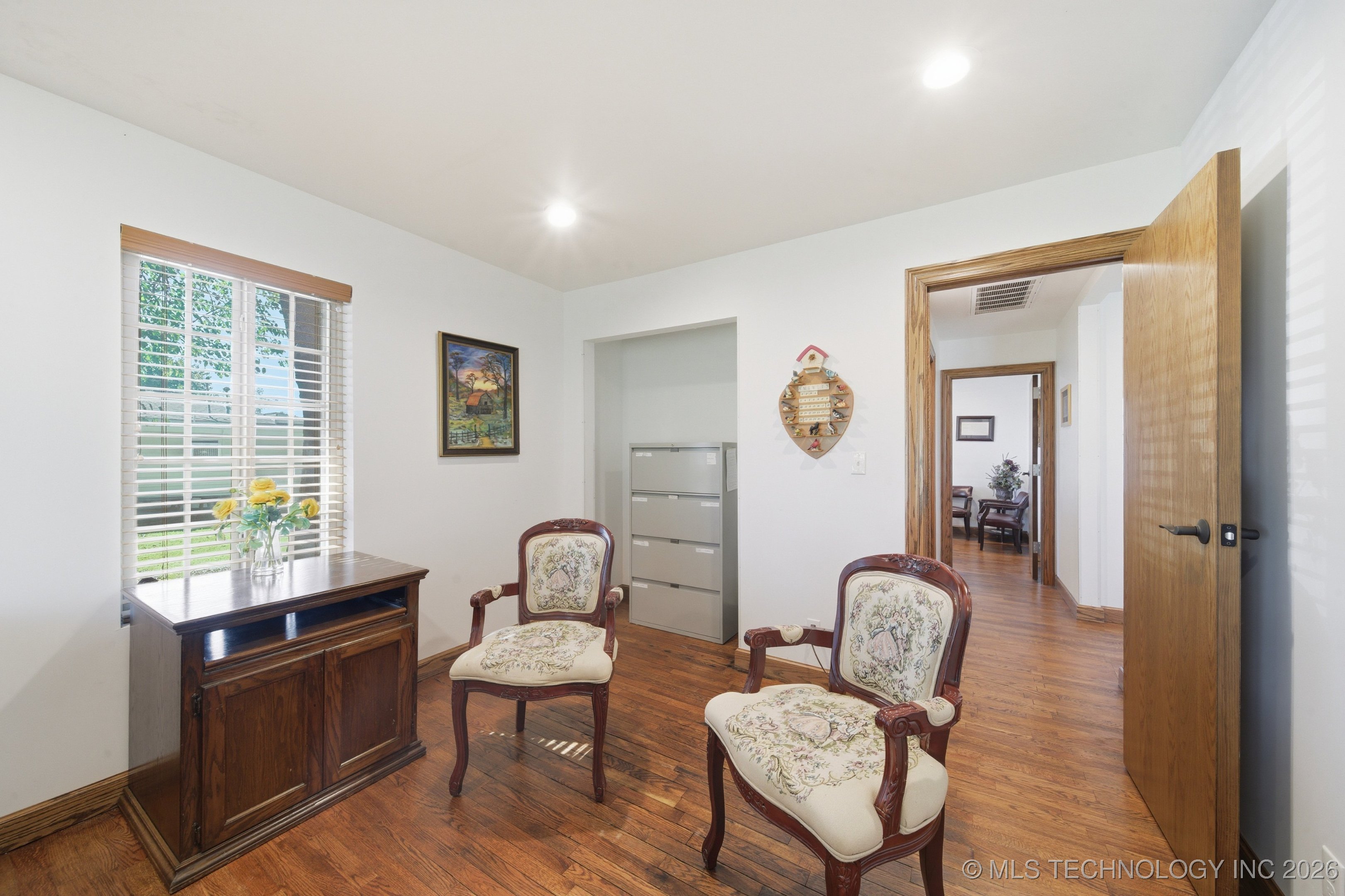 600 S Cherokee Street Property Photo 19