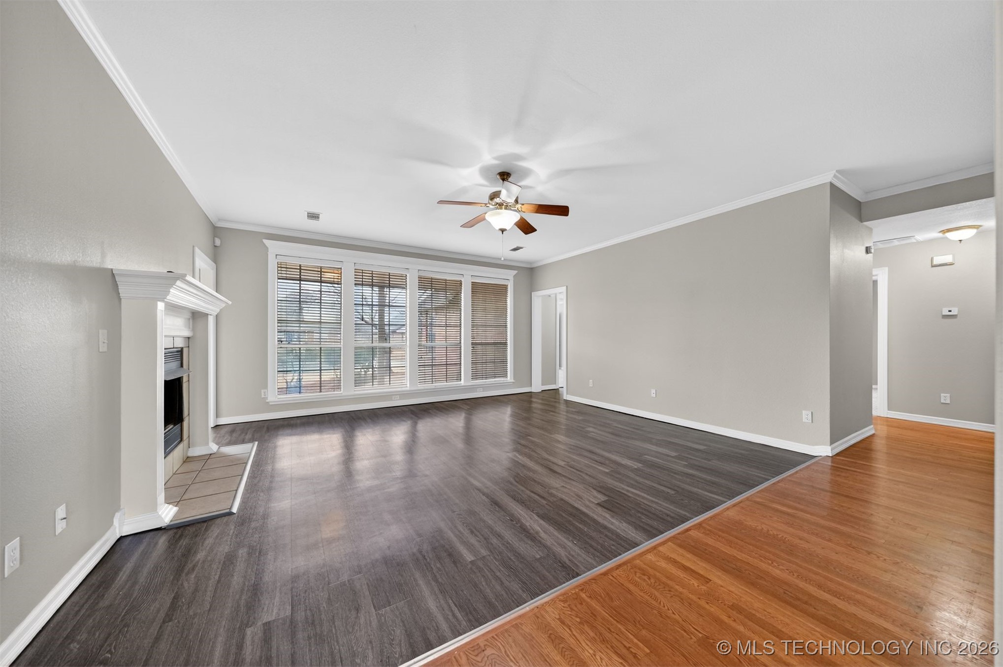 1907 W Rockport Place Property Photo 6