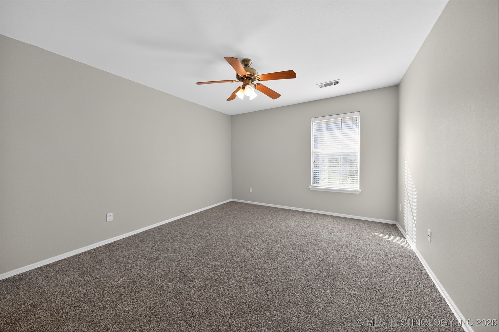 1907 W Rockport Place Property Photo 22
