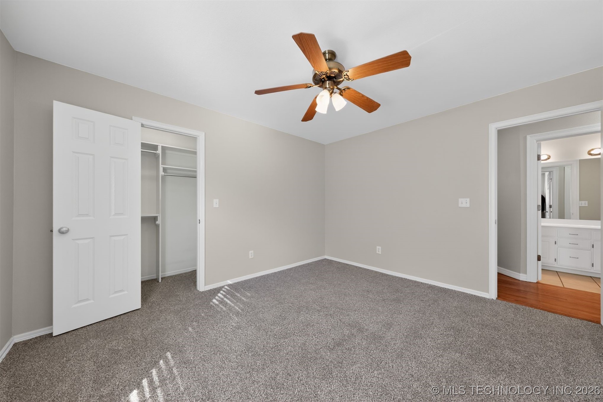 1907 W Rockport Place Property Photo 24