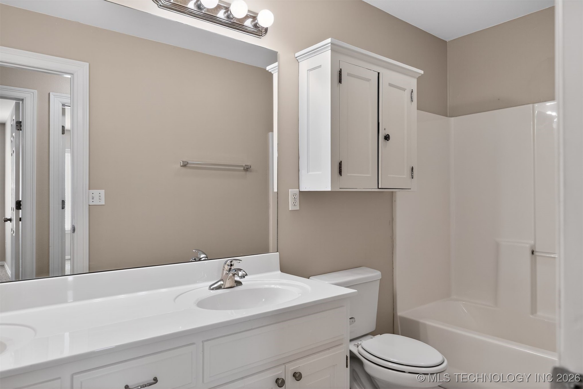 1907 W Rockport Place Property Photo 28