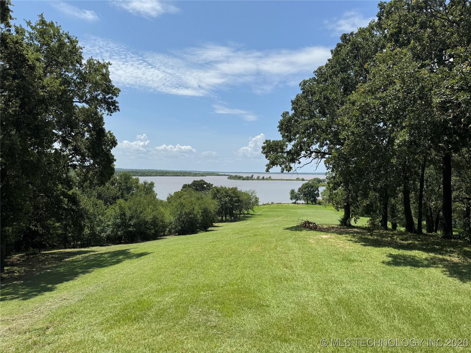 16092 Donna Lane Property Photo 29