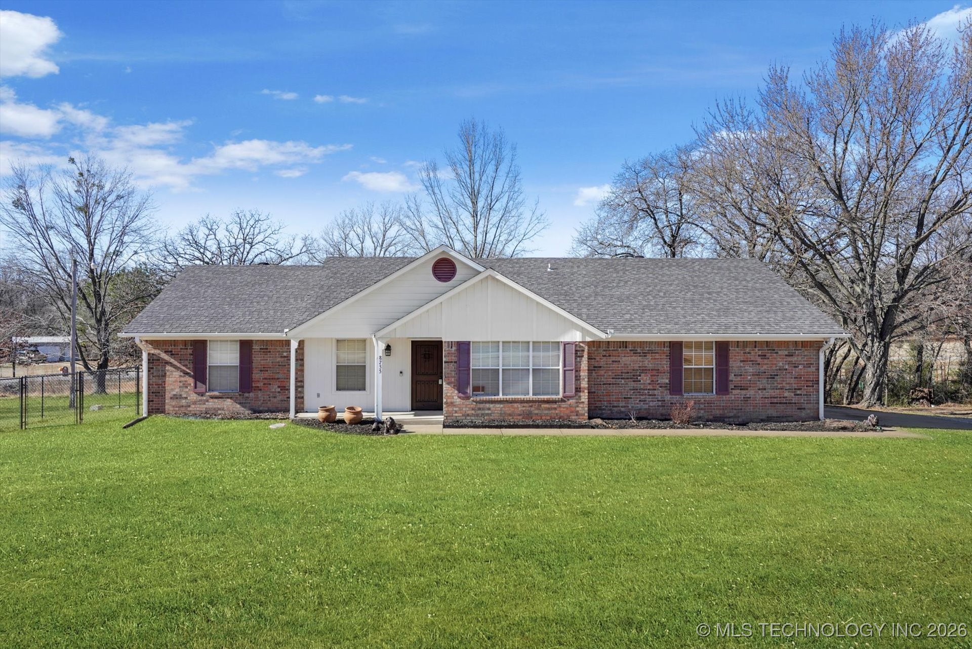 8755 Sunset Drive Property Photo 1