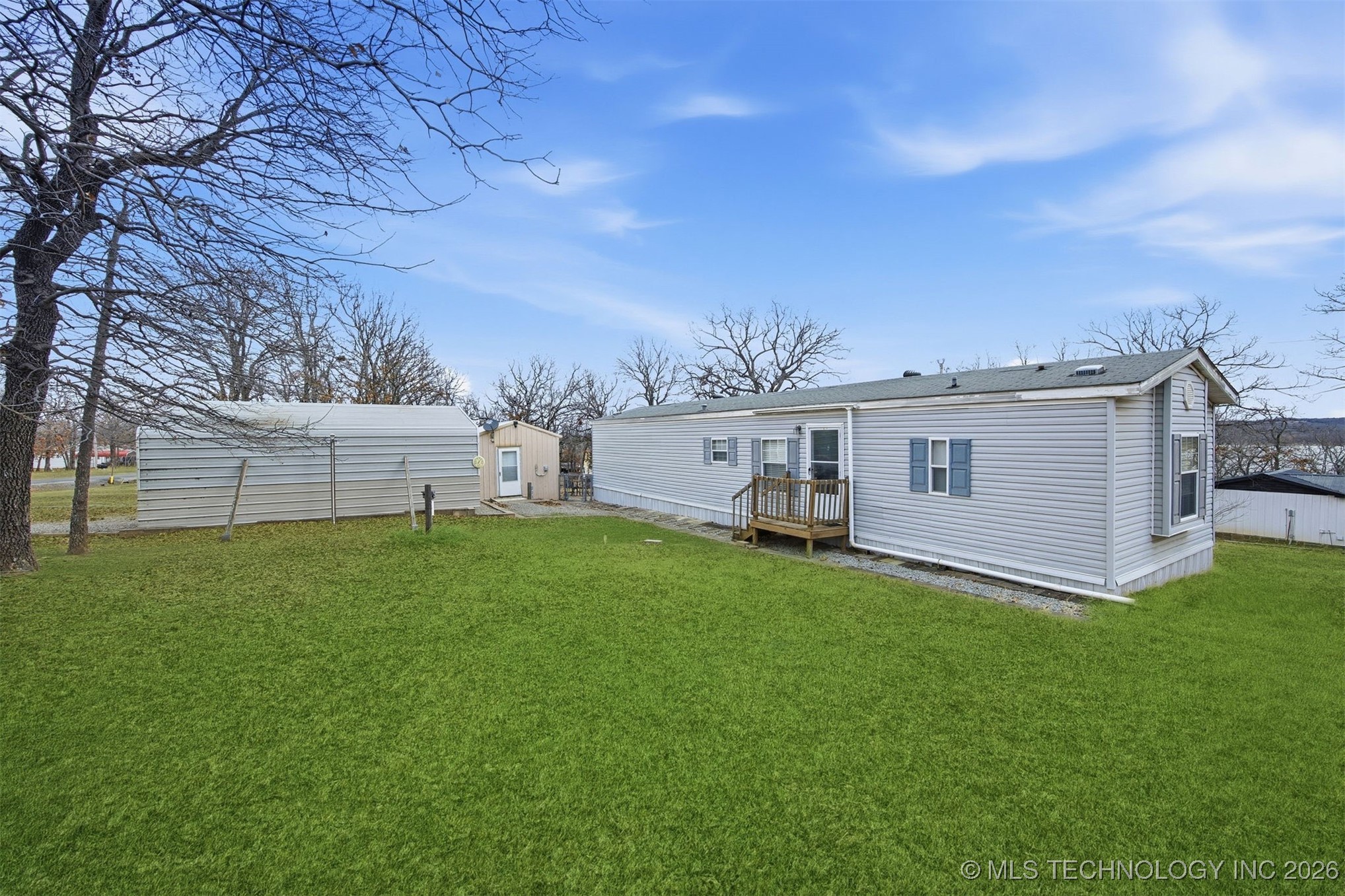2568 Bristow Point Road Property Photo 1