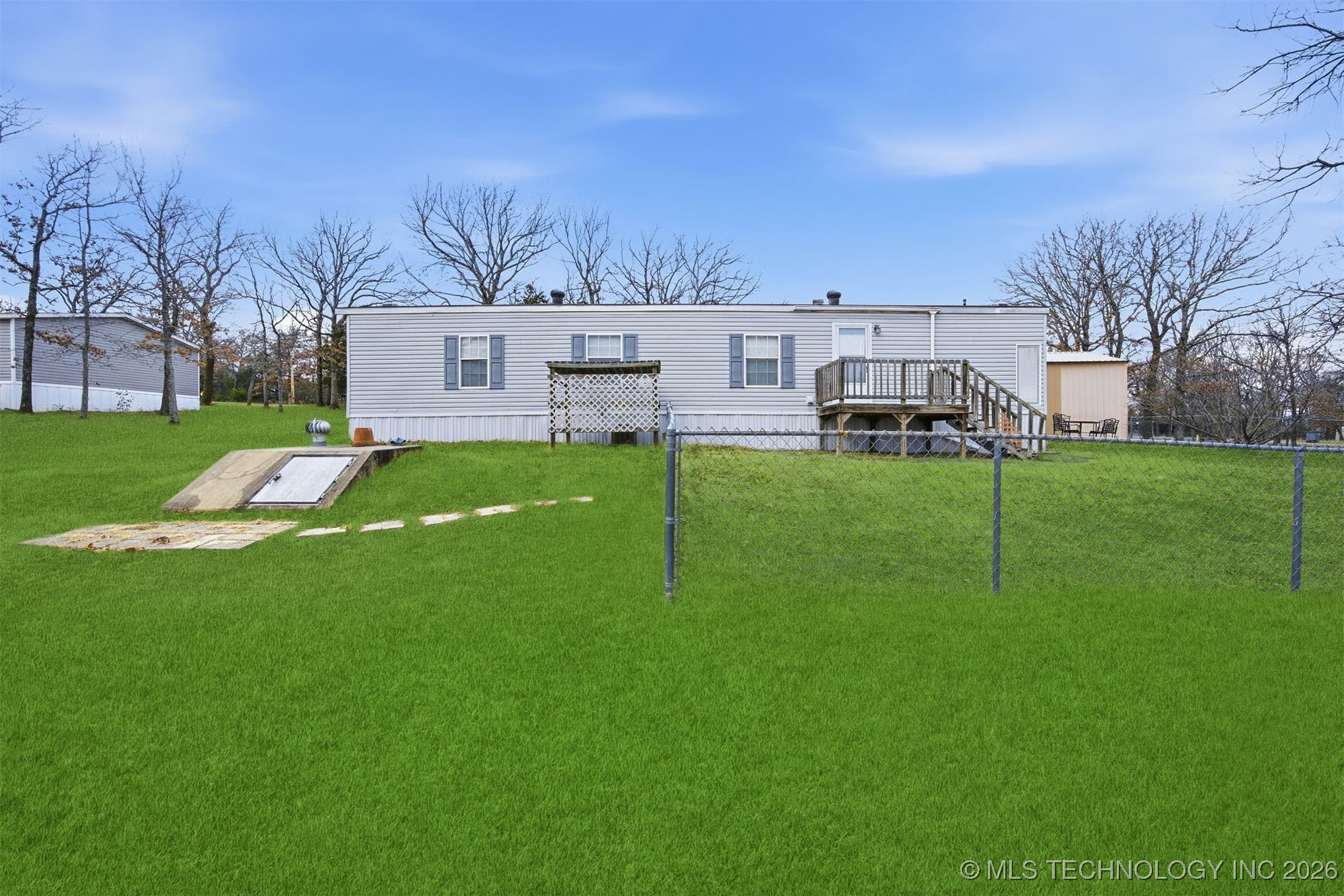 2568 Bristow Point Road Property Photo 6