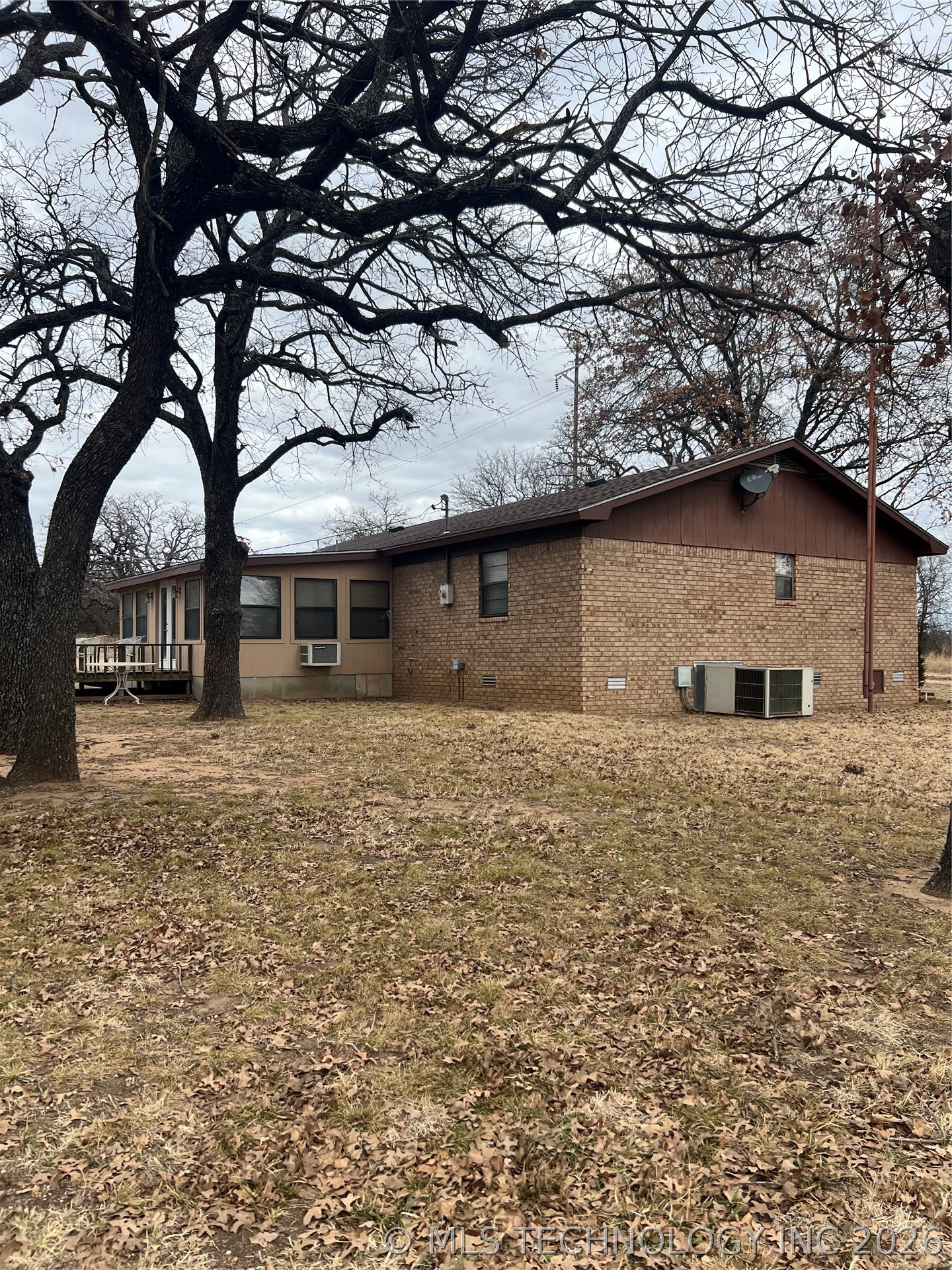 2207 Hospital Road Property Photo 6