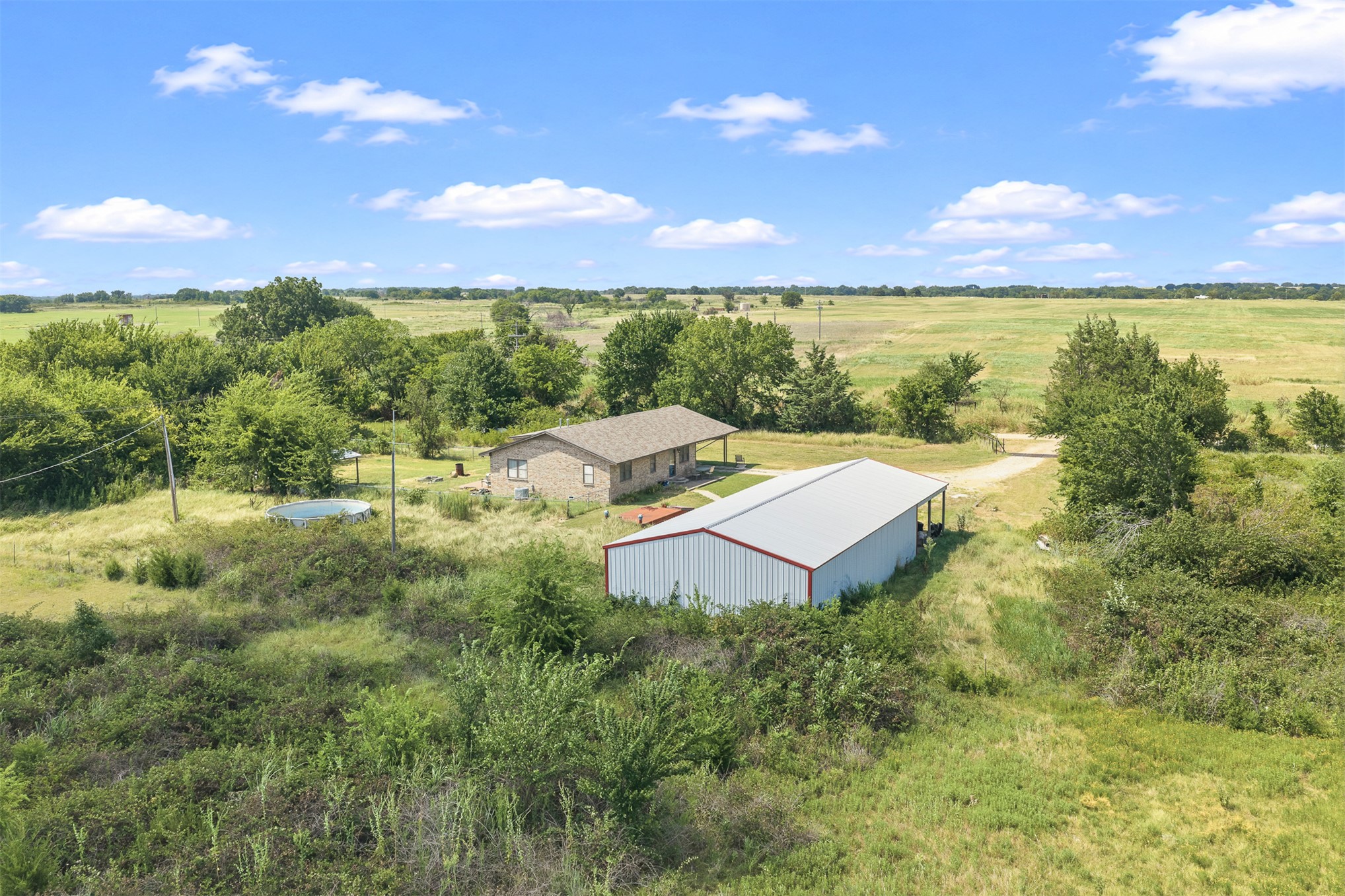 4935 Keller Road Property Photo 24
