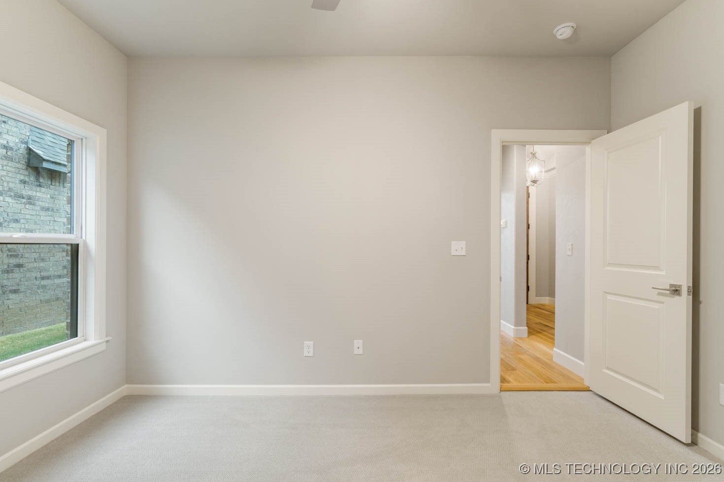 7916 N 146th East Avenue Property Photo 10