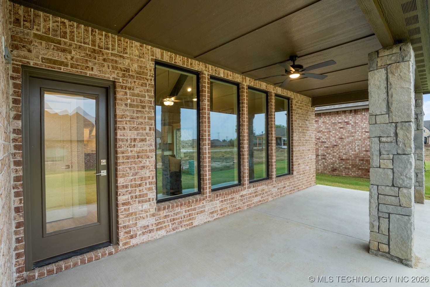 7916 N 146th East Avenue Property Photo 36