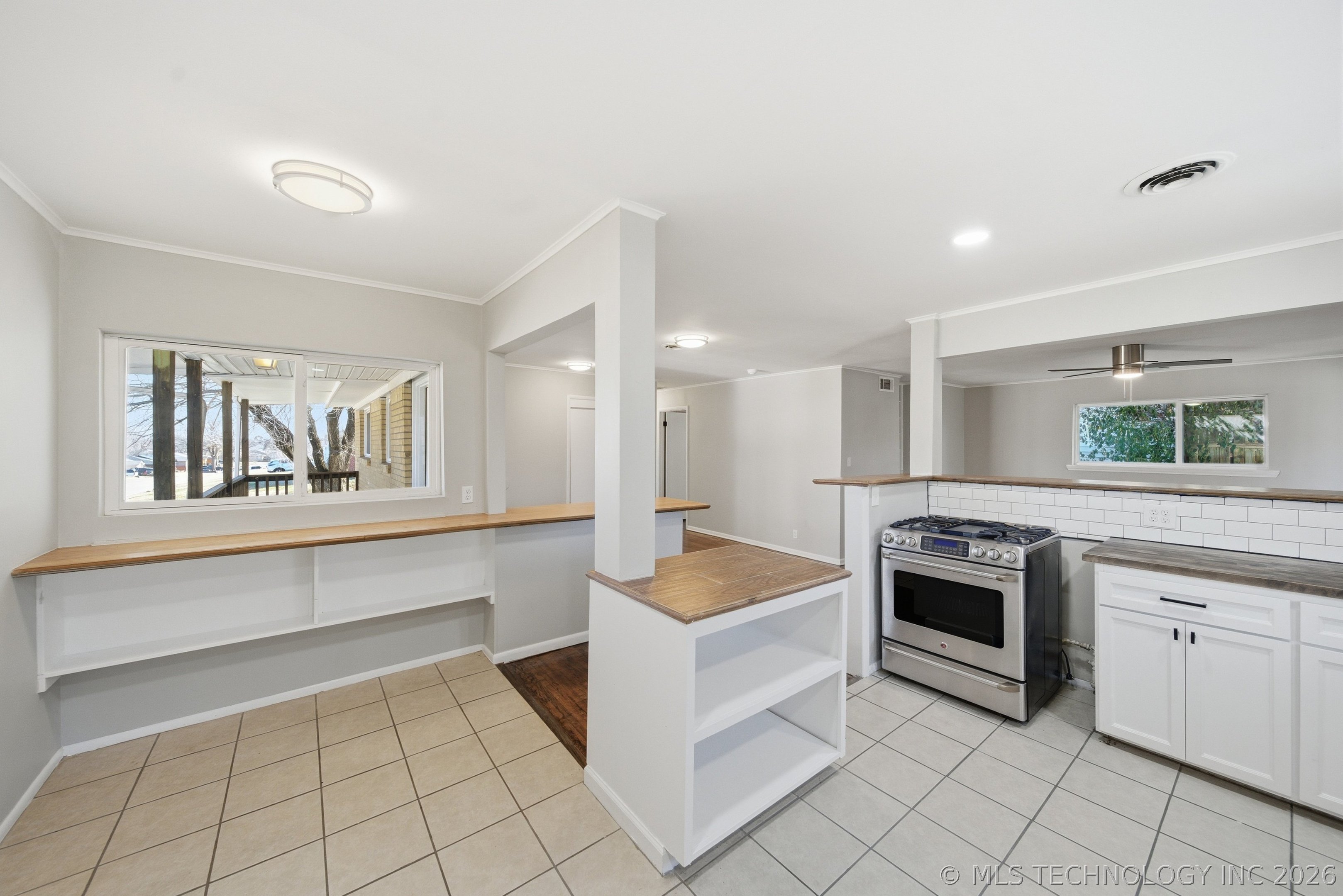 2904 S Hudson Place Property Photo 12
