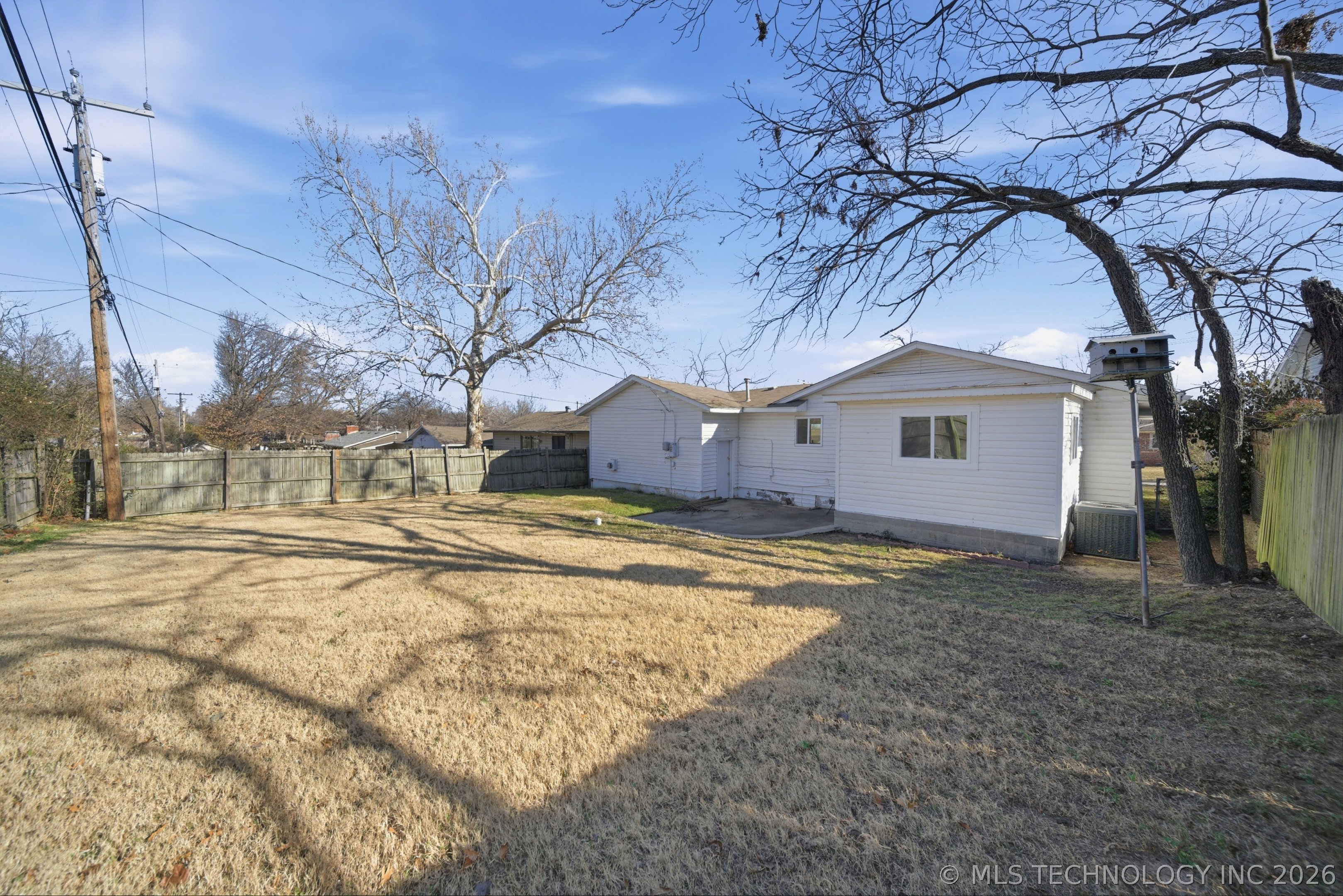2904 S Hudson Place Property Photo 25