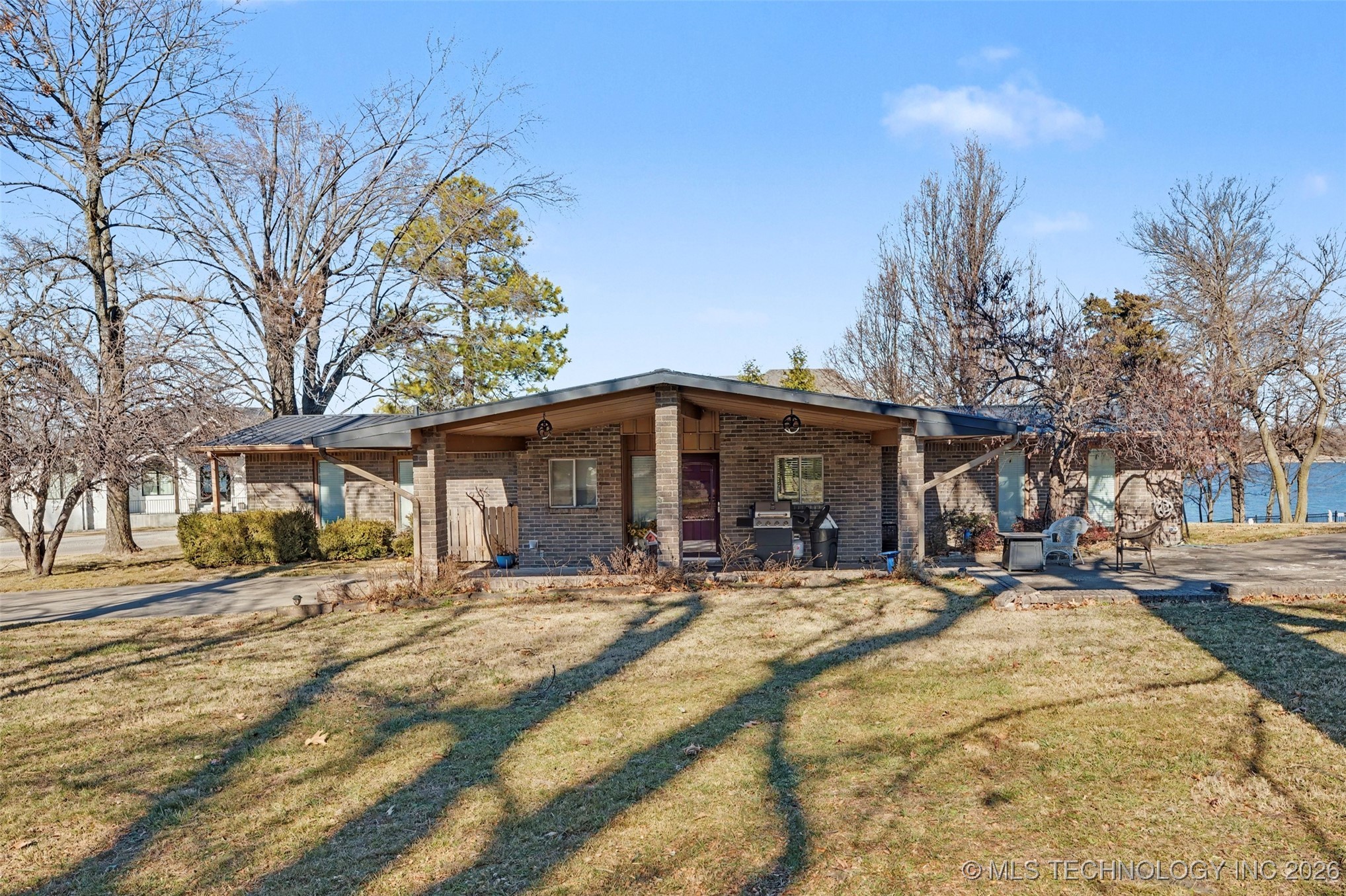 59396 E 288 Court Property Photo 1
