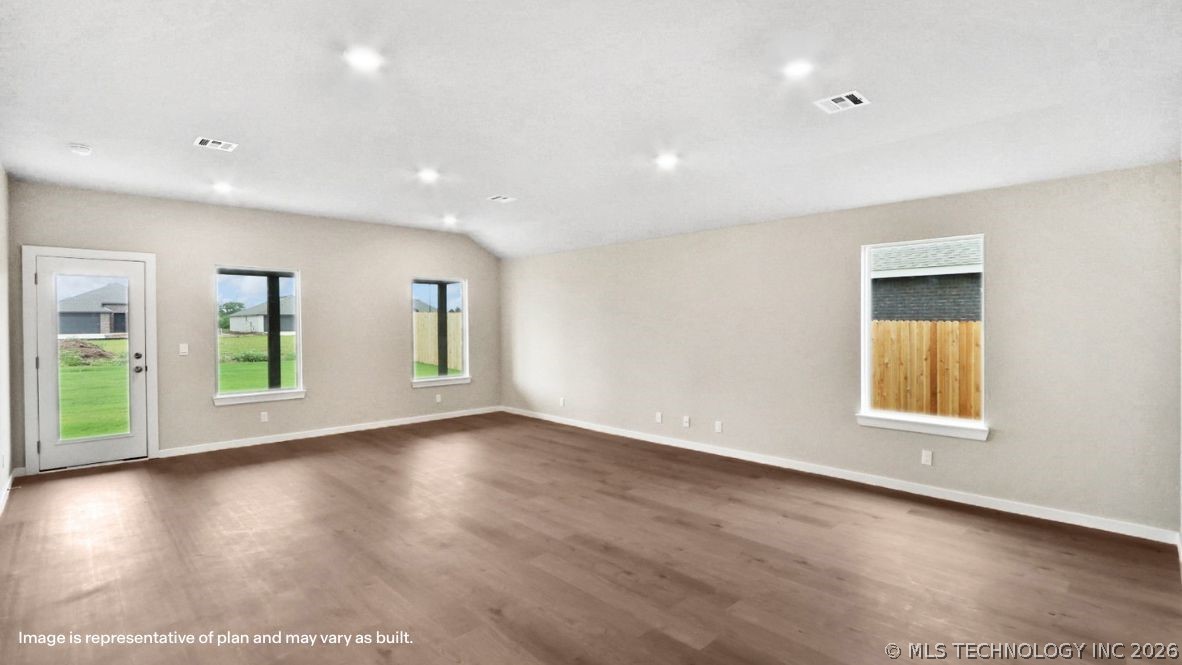 1700 S 22nd Street Property Photo 8