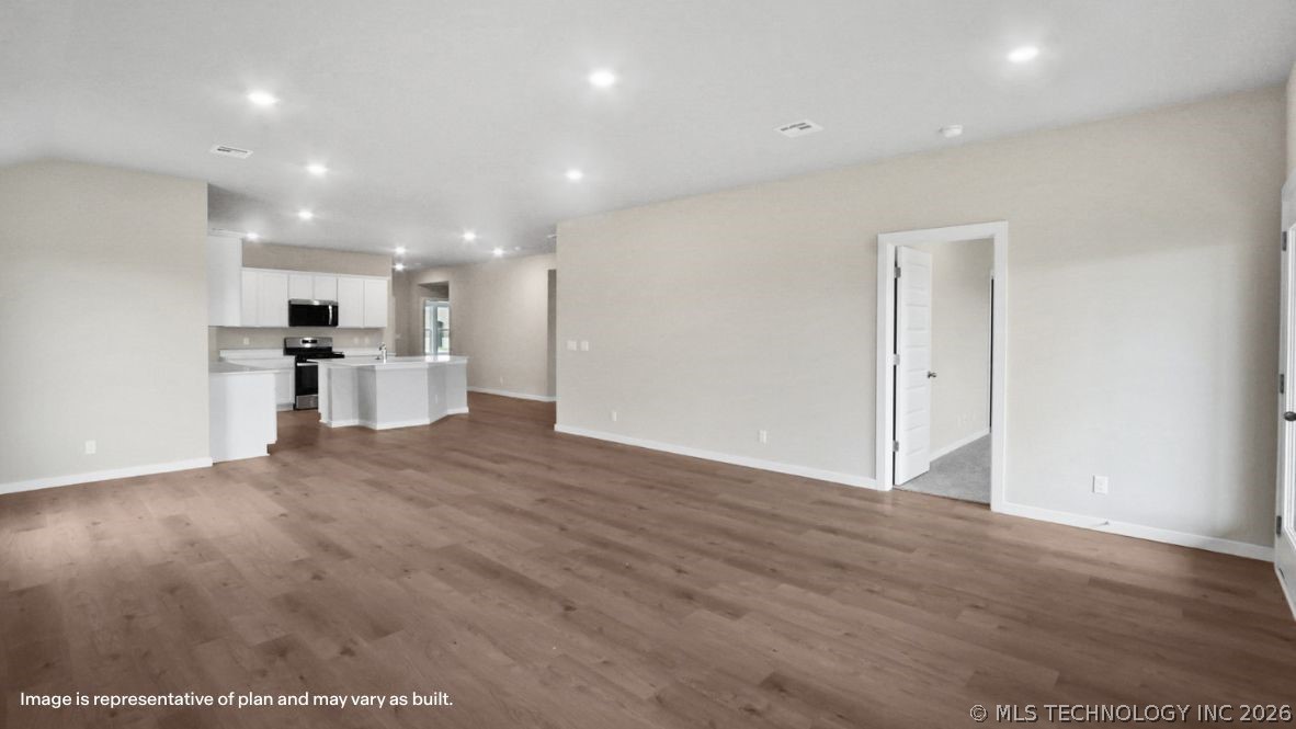 1700 S 22nd Street Property Photo 9