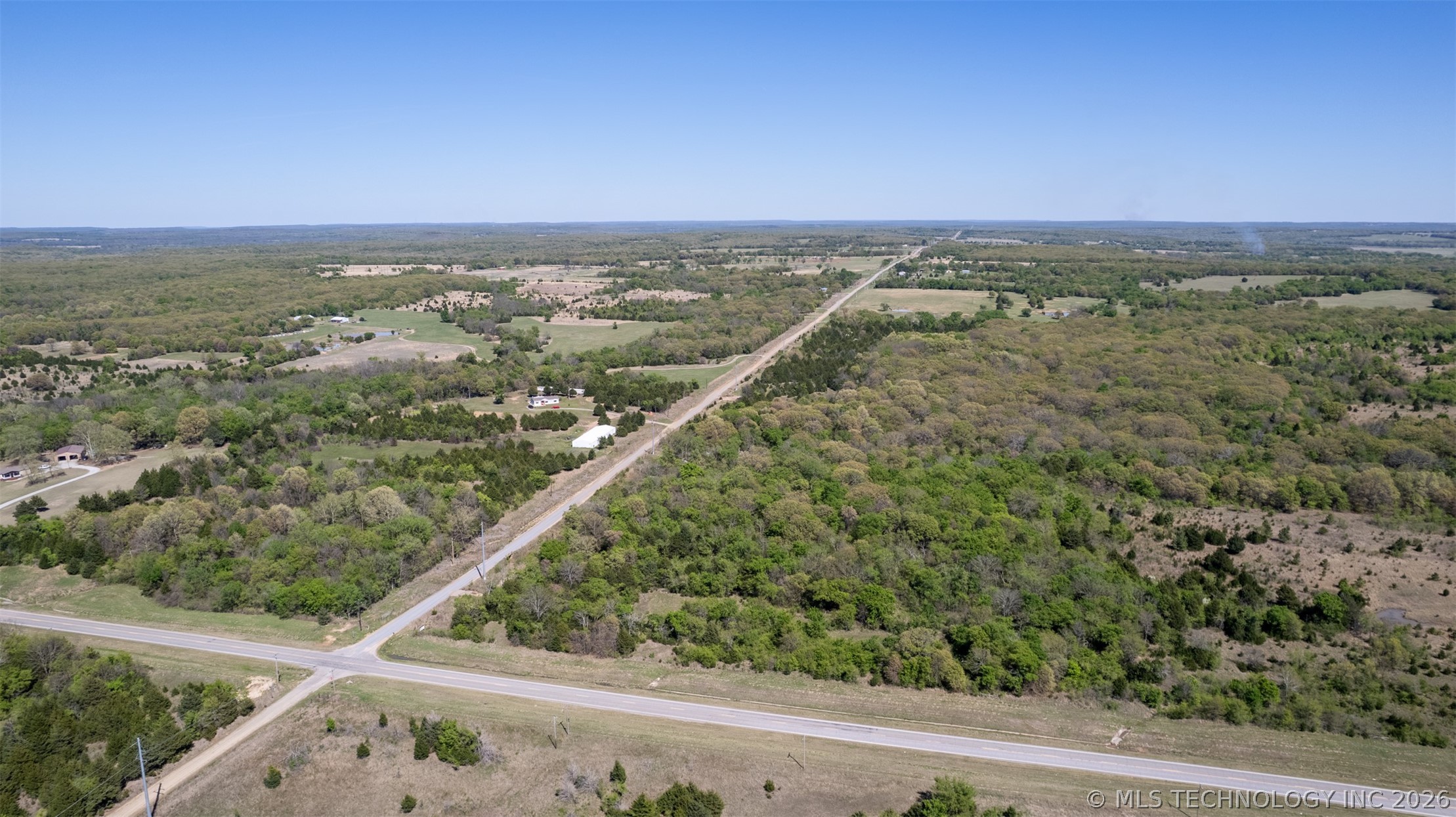 1 E 1180 Road Property Photo 12