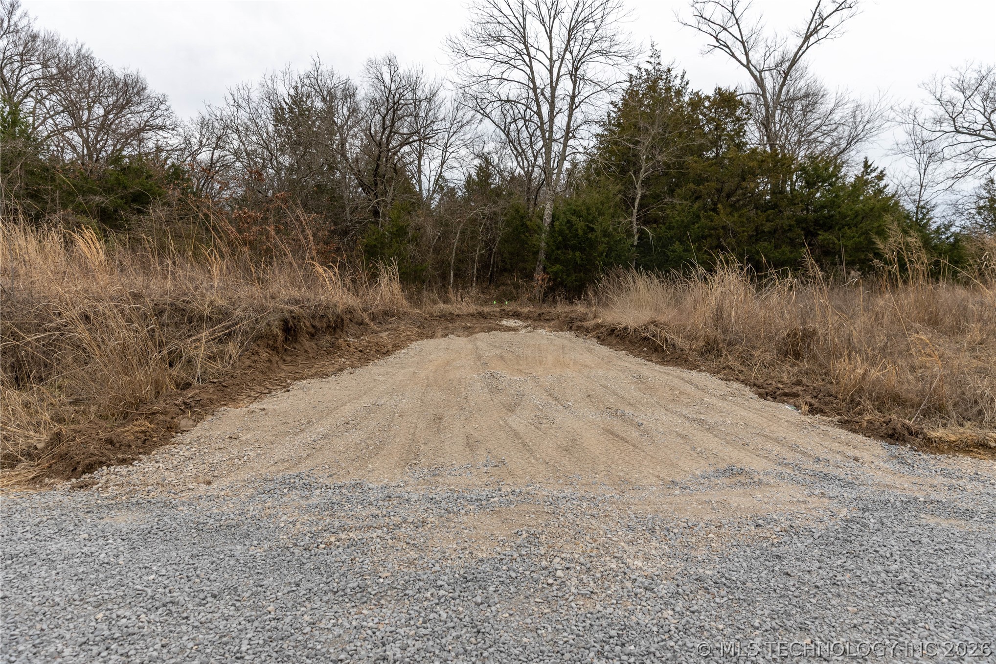 1 E 1180 Road Property Photo 21