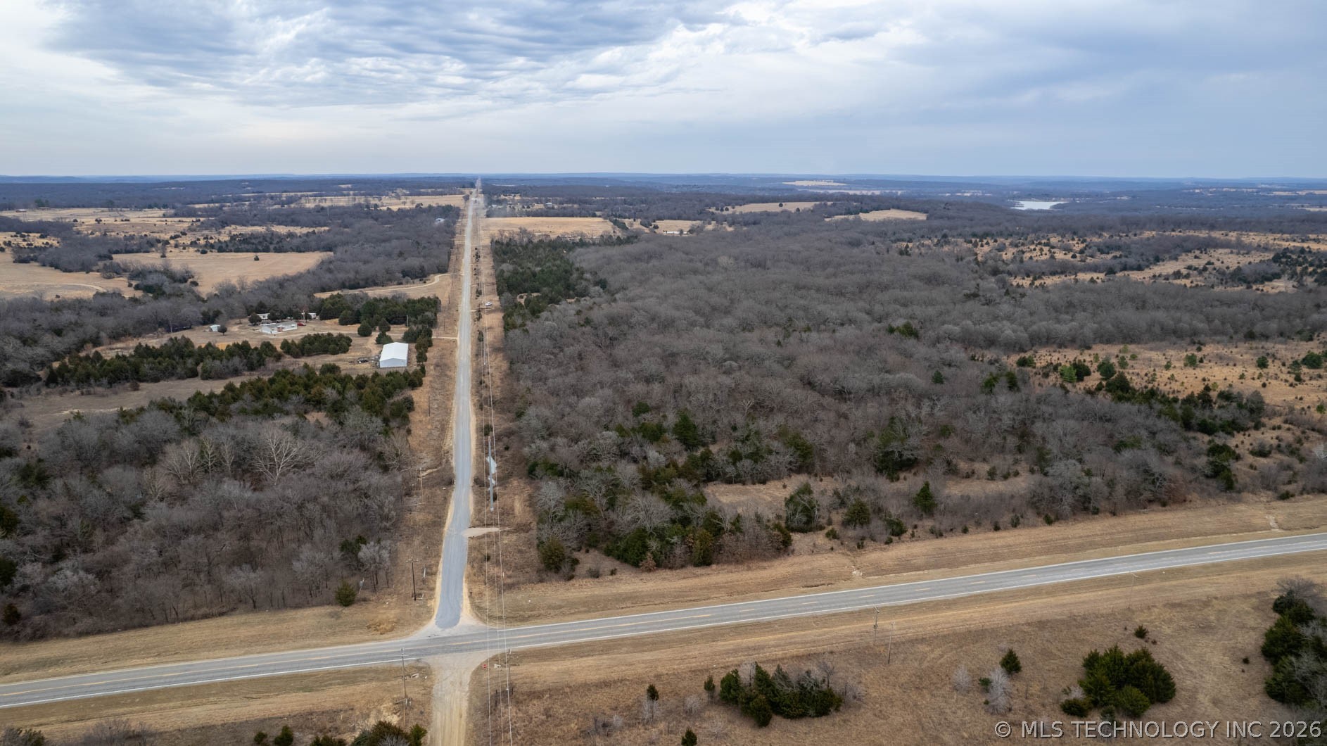 1 E 1180 Road Property Photo 41