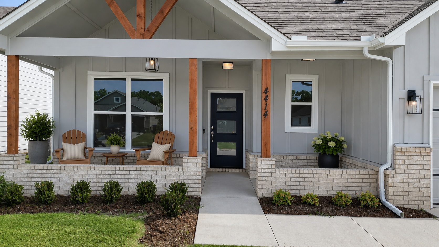 4414 W Van Buren Street Property Photo 2