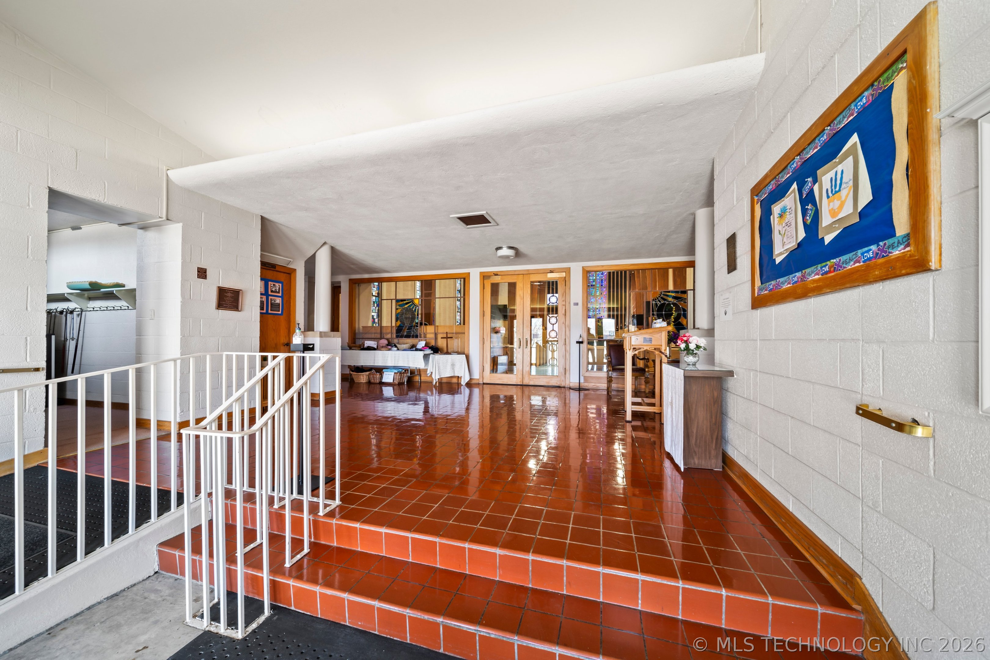 1505 E Grand Avenue Property Photo 19