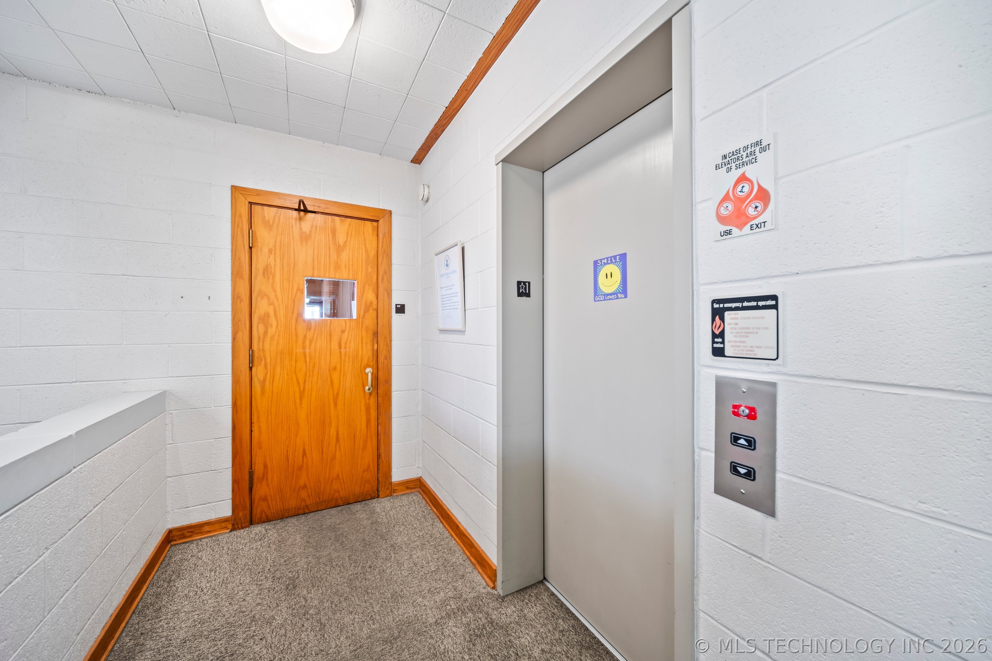 1505 E Grand Avenue Property Photo 43
