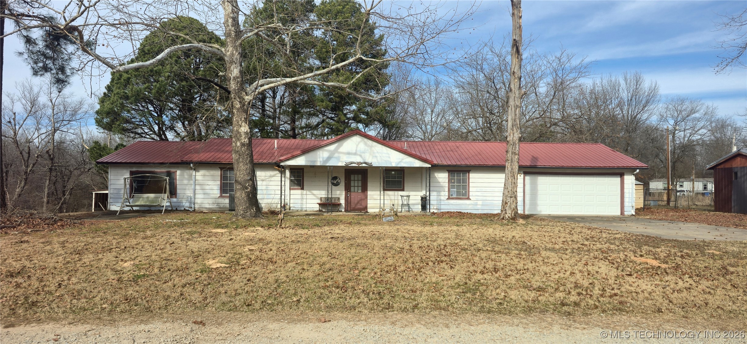 410863 E 1211 Road Property Photo 1