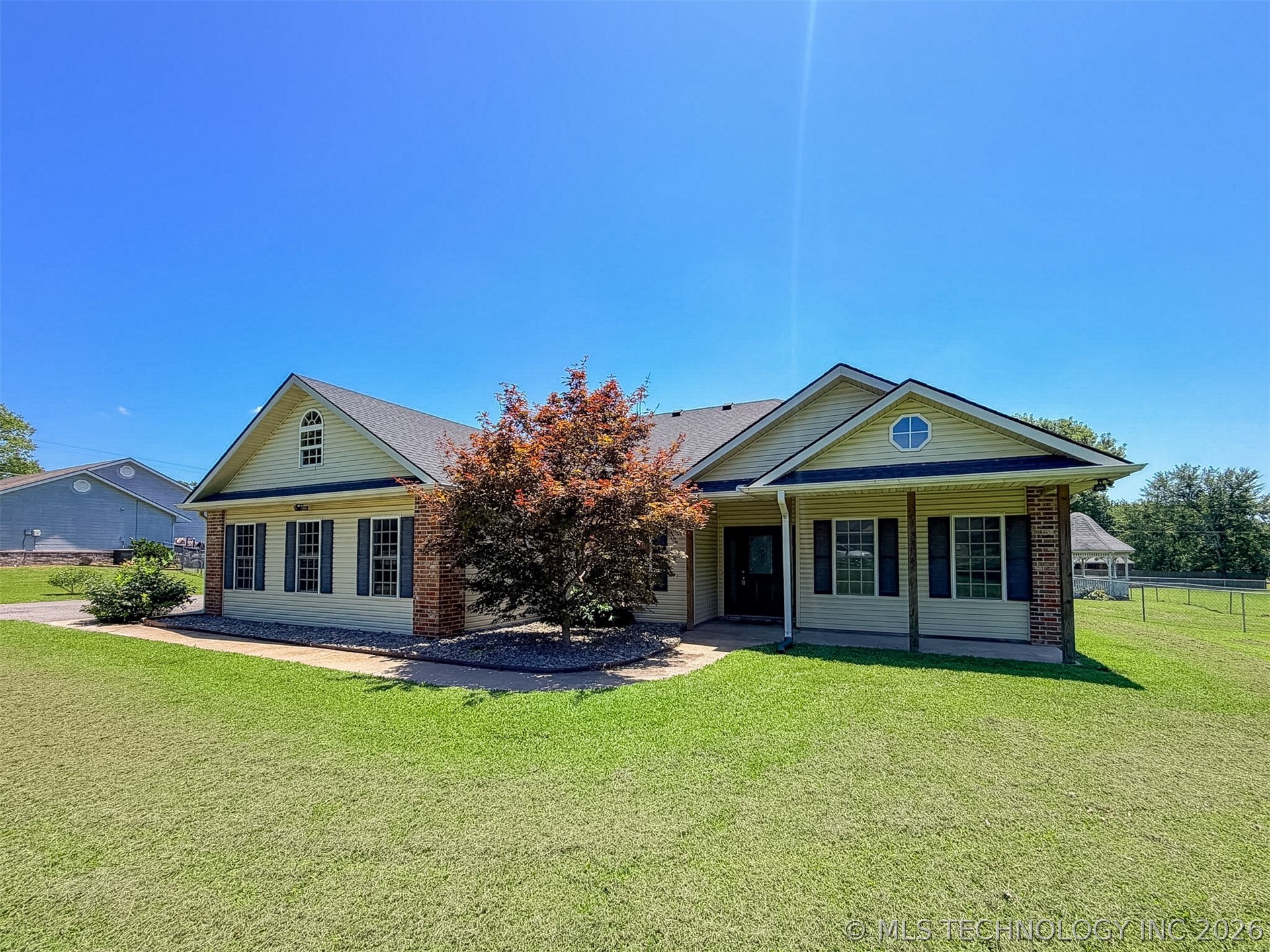16929 W 736 Road Property Photo 1