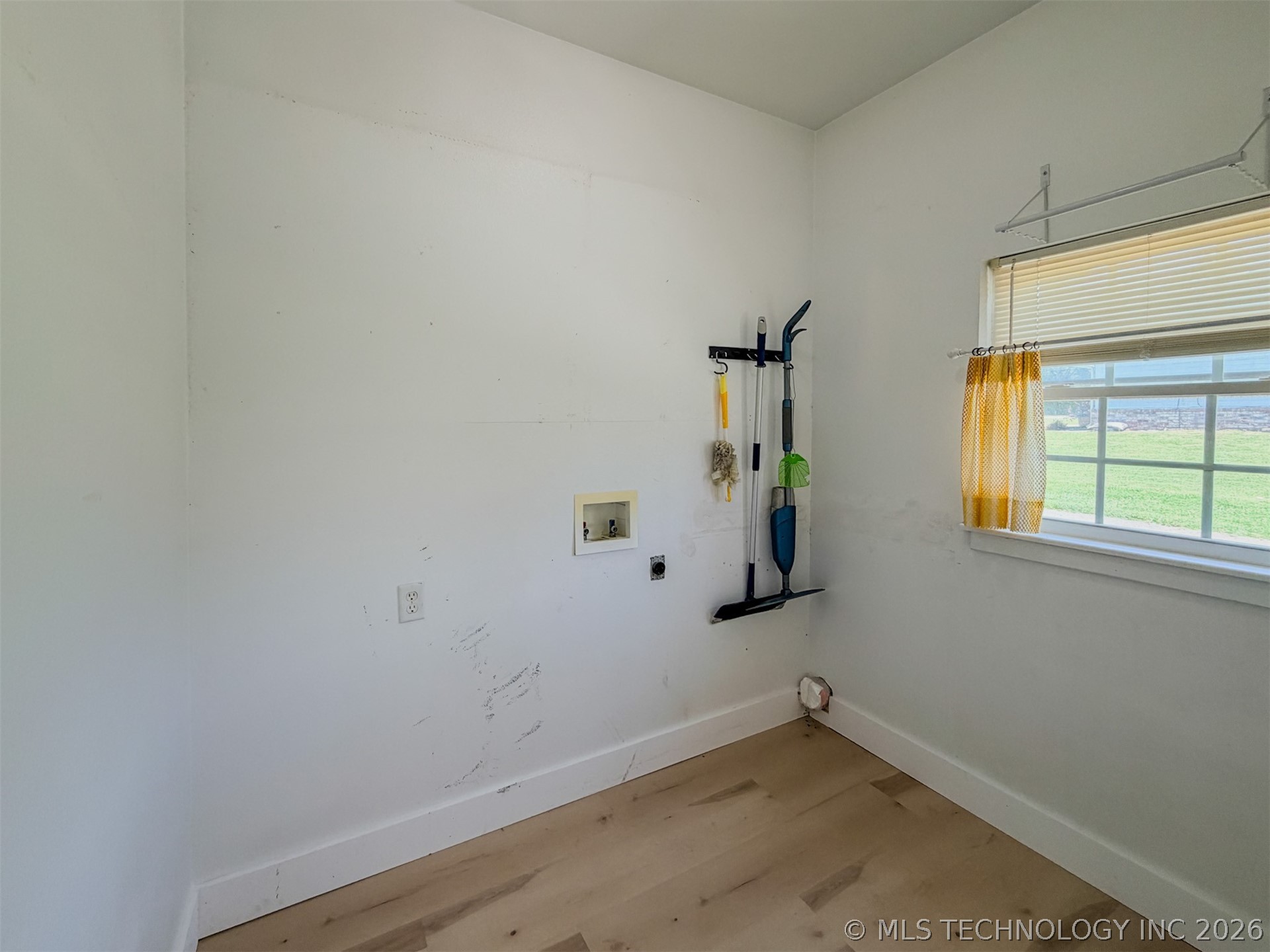 16929 W 736 Road Property Photo 33